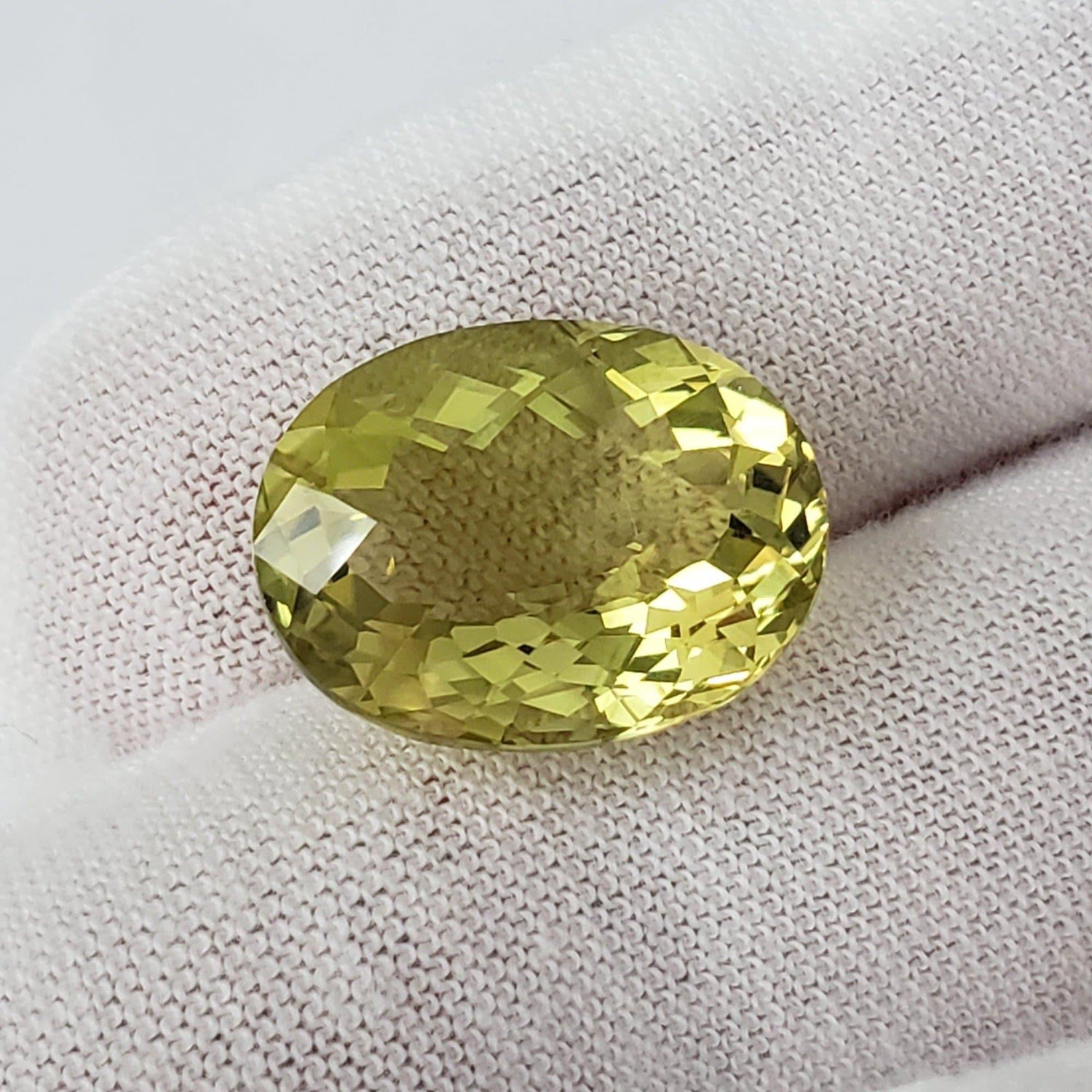  Lemon Quartz | Oval Checkerboard Cut | Lime Green | 17x13mm 12.55ct 1
