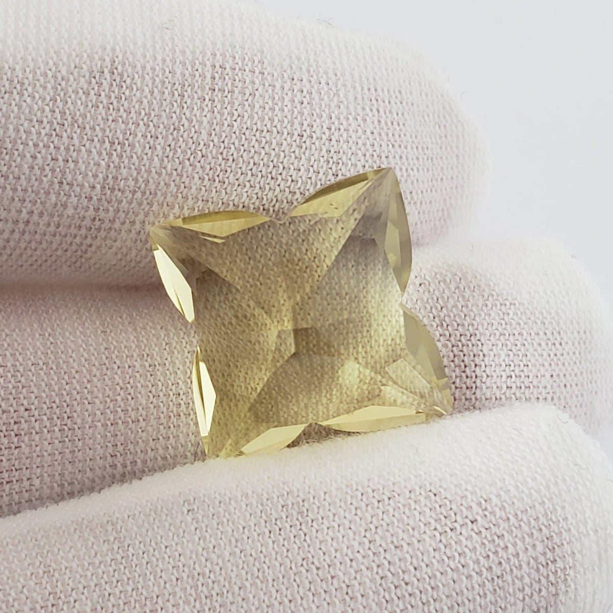  Lemon Quartz | Unheated Quartz | Concave Cut | Yellow | 17x17mm 21.7ct | Brazil 4