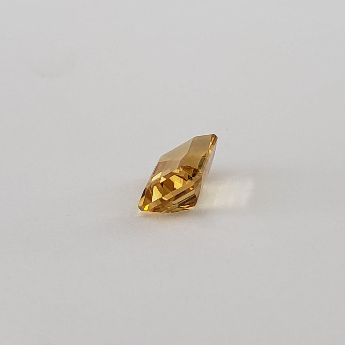  Madeira Citrine | Octagon Cut | Golden Yellow |  9X7mm 2.1ct | SO24 7