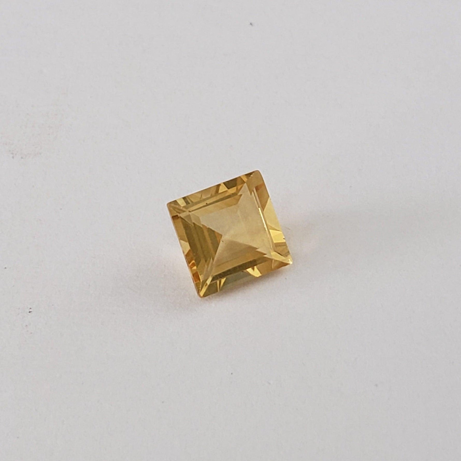  Madeira Citrine | Square Cut | Golden Yellow |  8mm 2.1ct 1