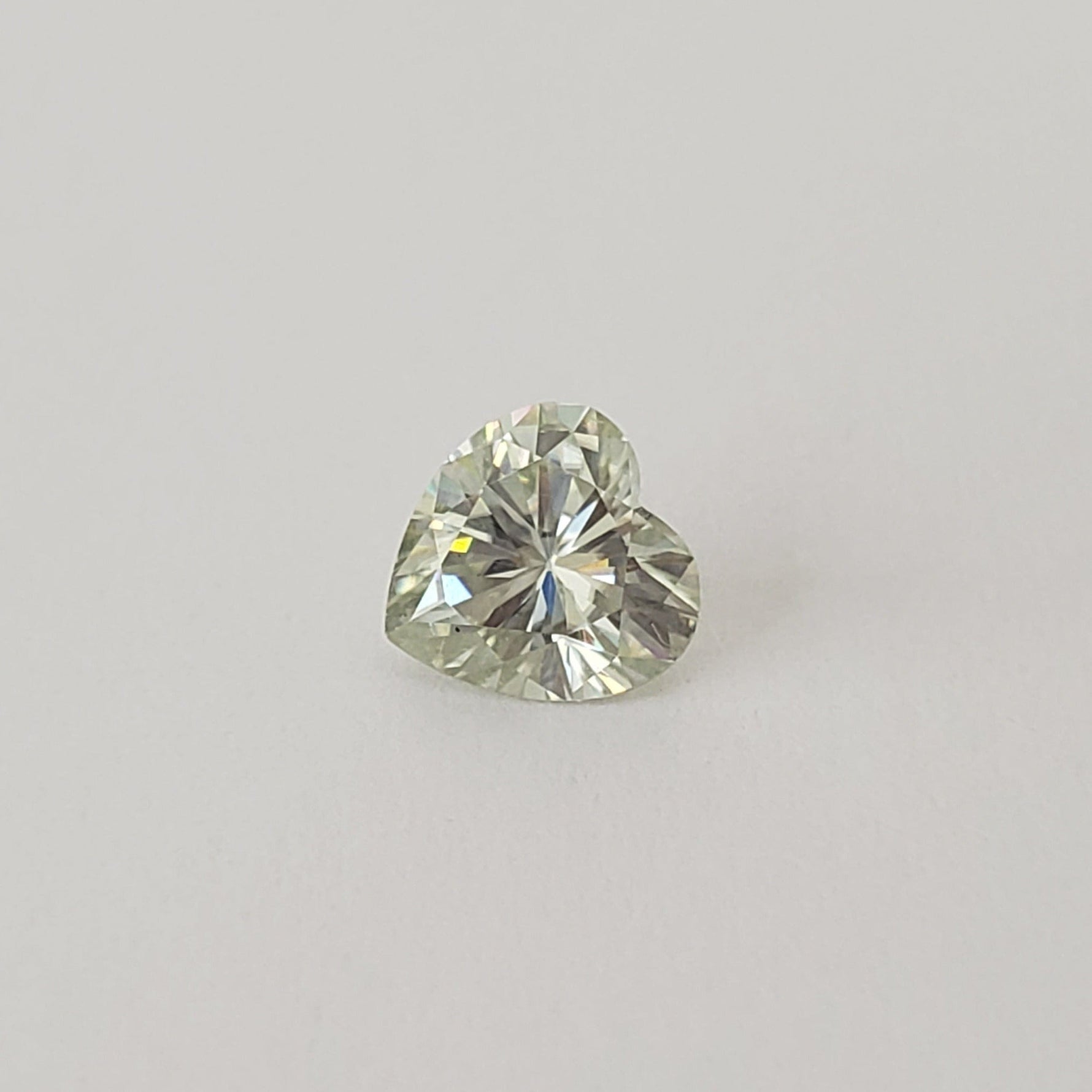  Moissanite | Heart Shape Cut | Pale Green | 6mm | SO24 