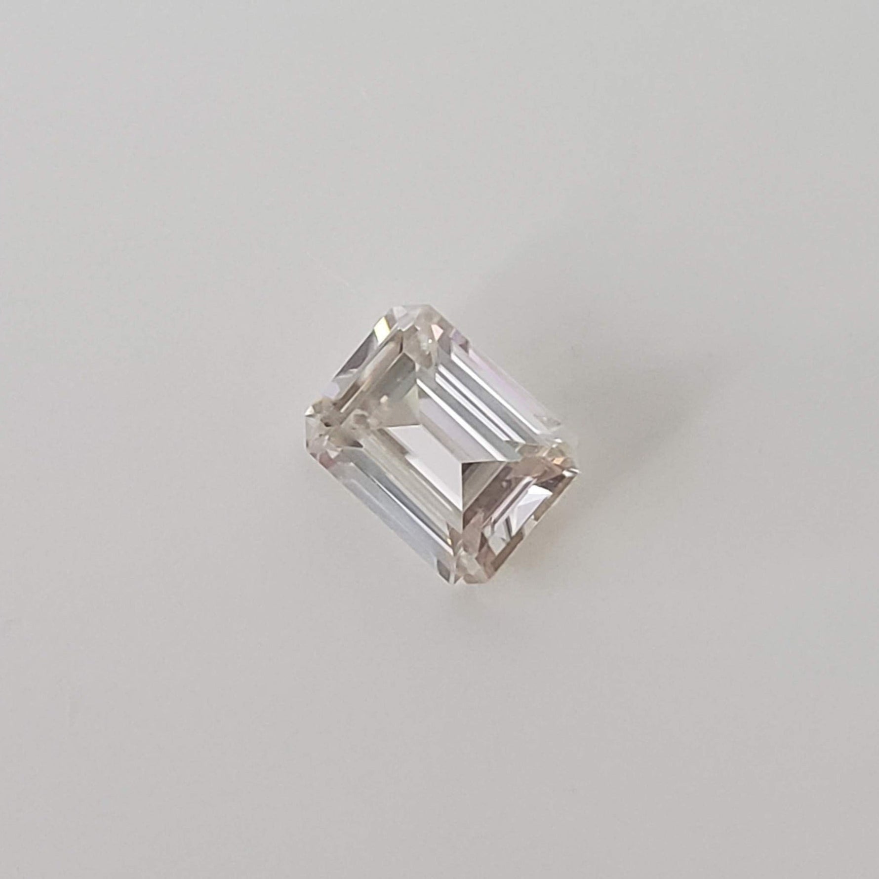  Moissanite | Octagon Cut | Pale Pink | 8x6mm | SO24 3