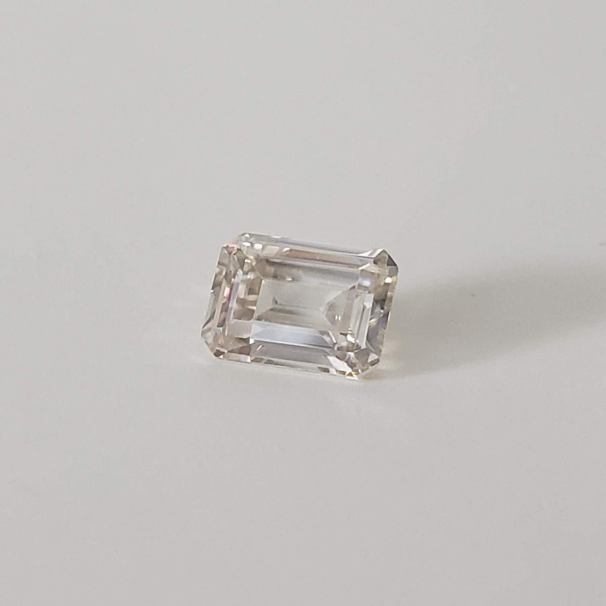 Moissanite | Octagon Cut | Pale Pink | 8x6mm | SO24 4