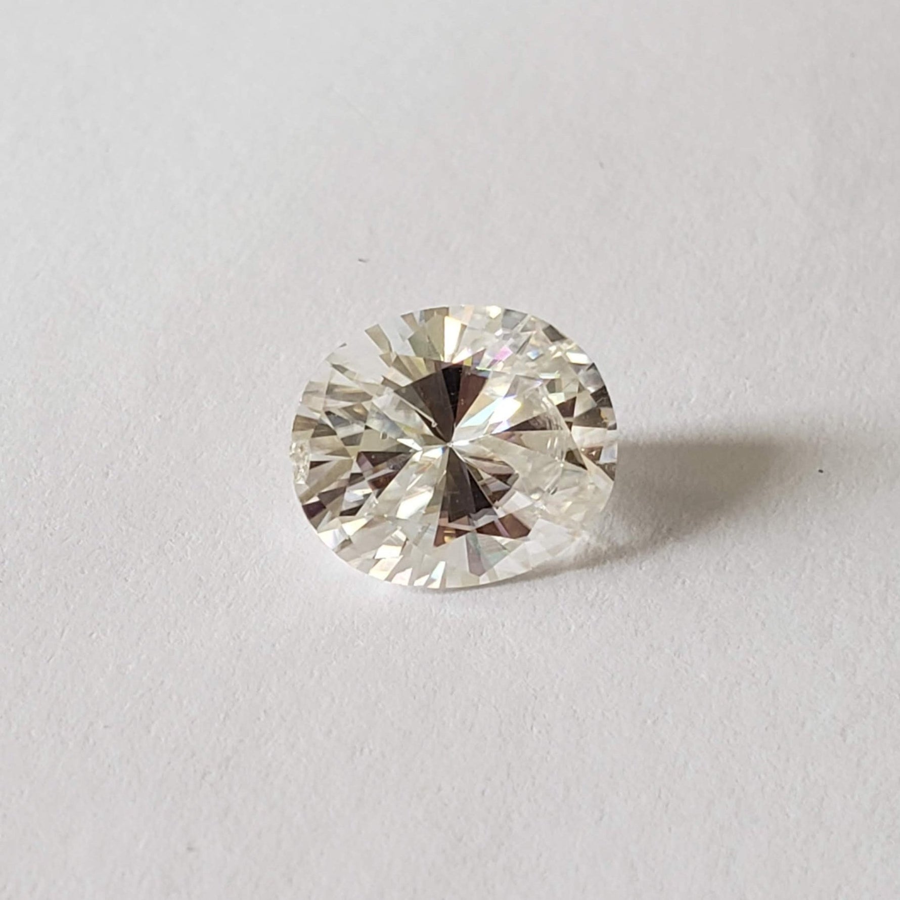  Moissanite | Oval Cut | White | 11x9mm | SO24 2