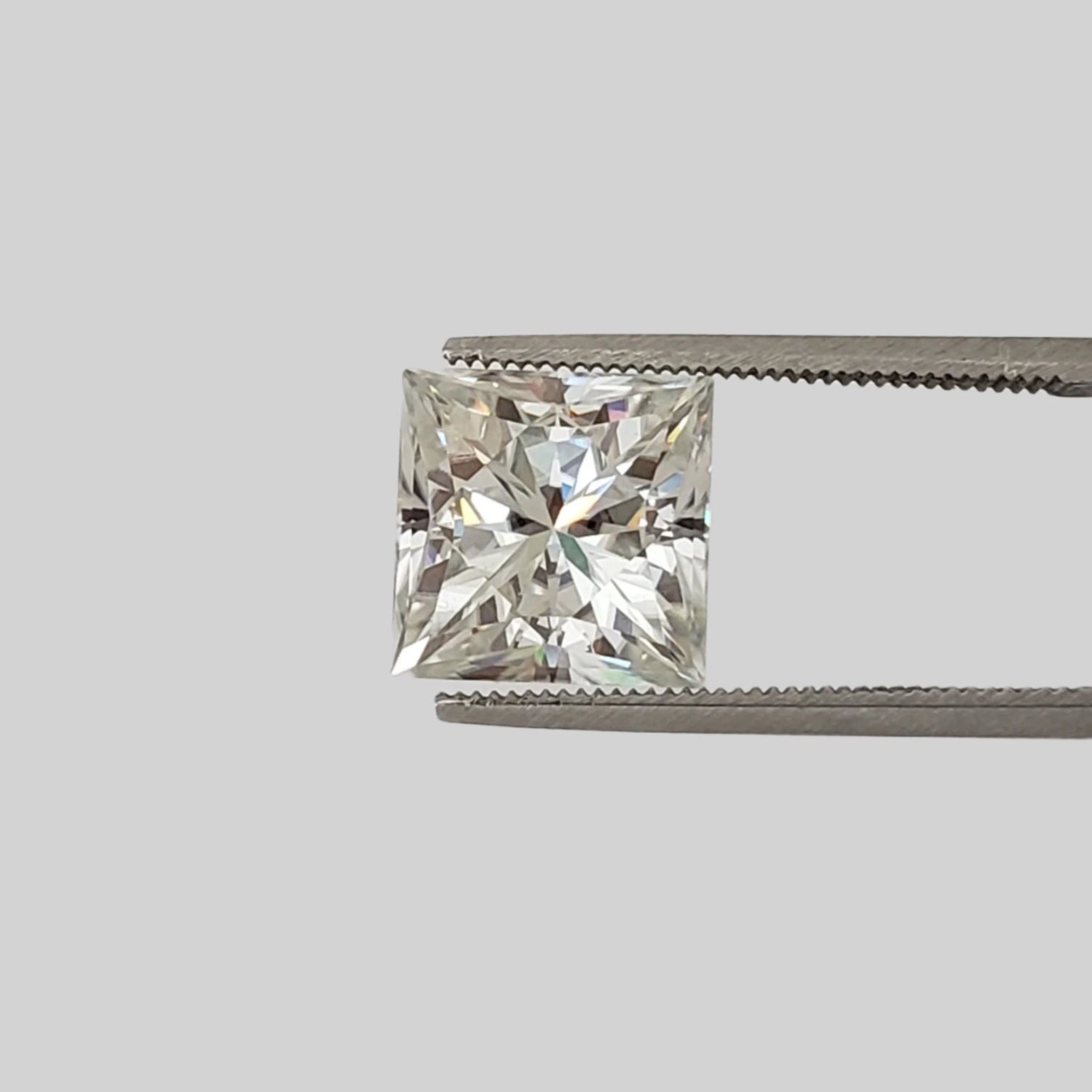  Moissanite | Princess Cut | White | 9.5mm | SO24 