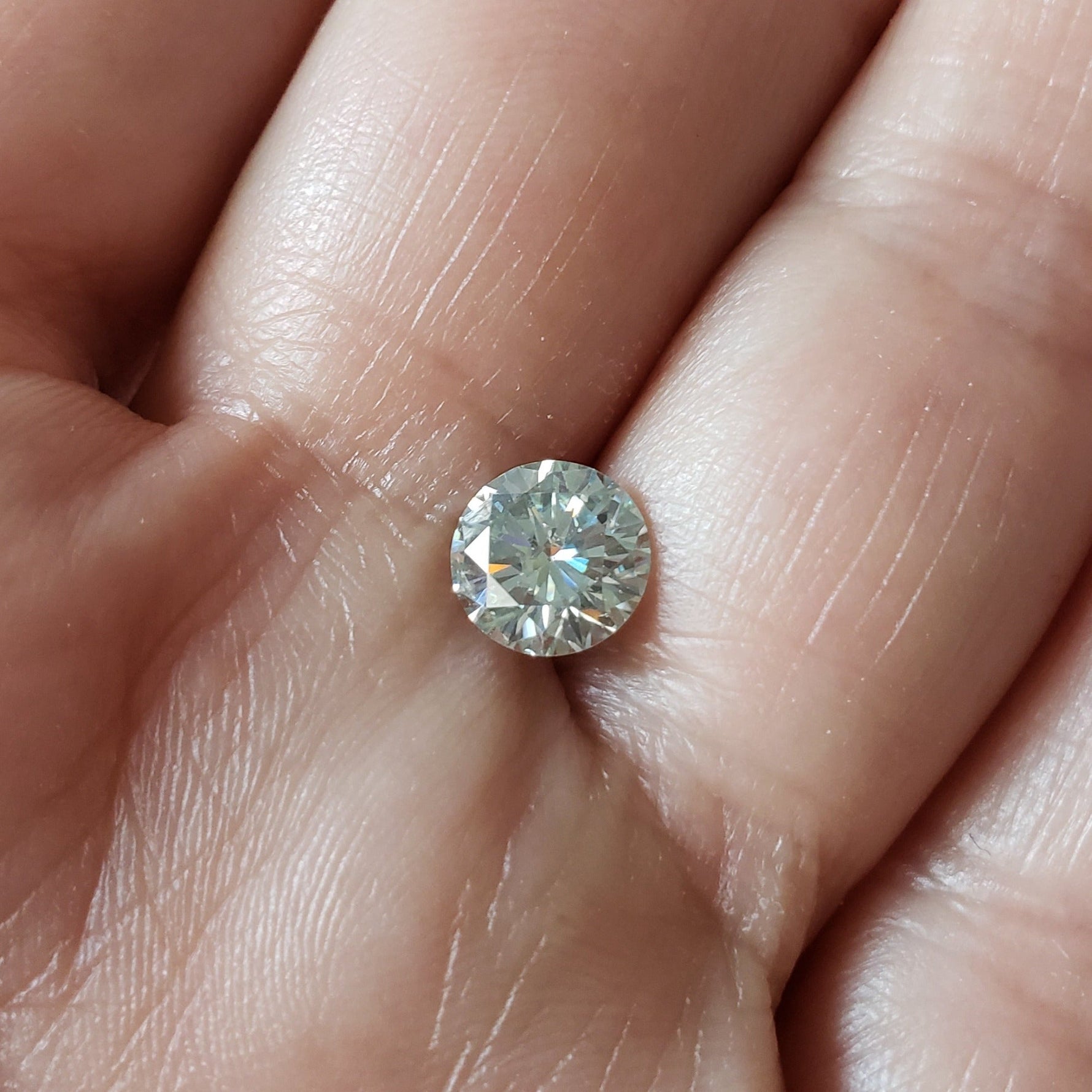  Moissanite | Round Diamond Cut | Pale Blue | 7.5mm | SO24 8
