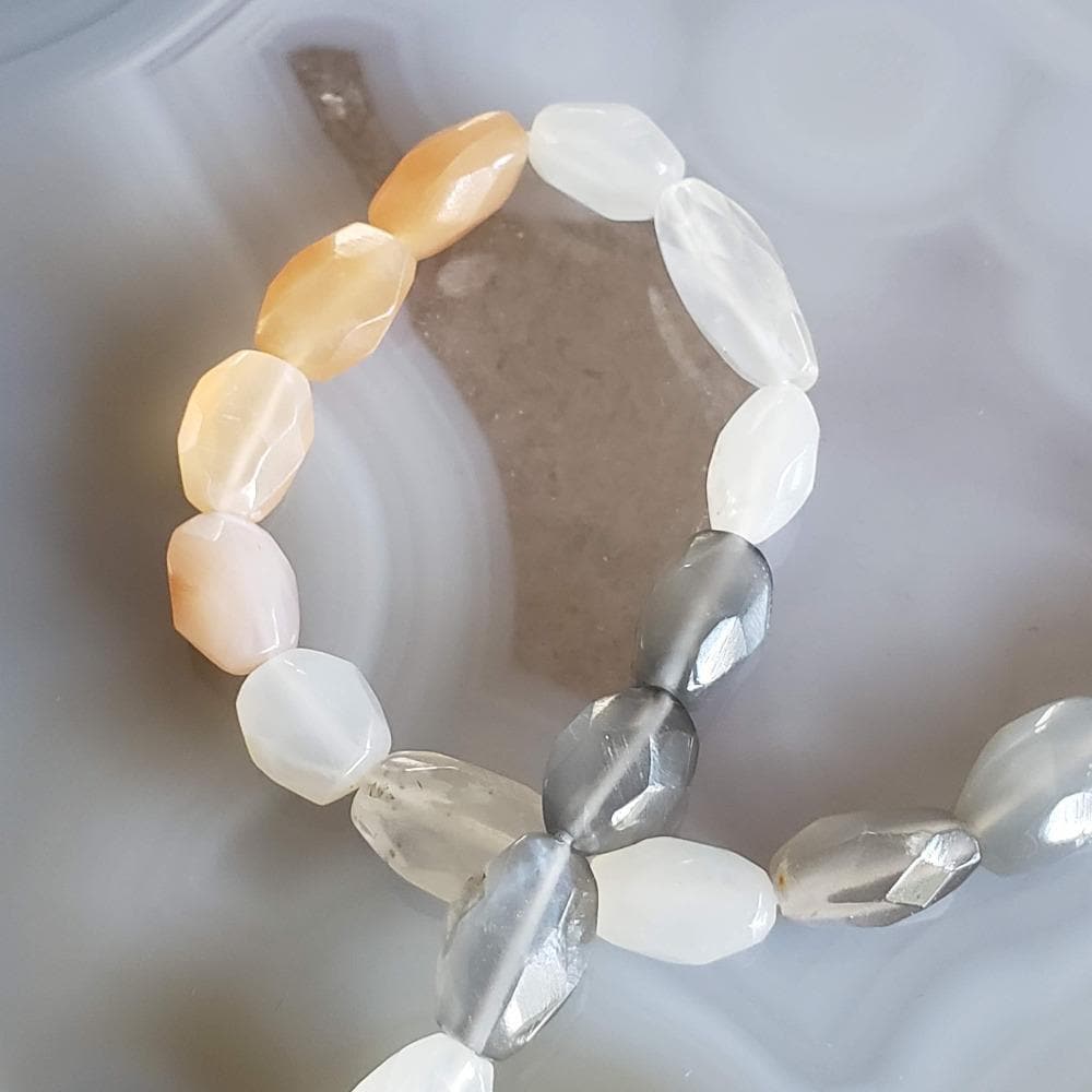  Moonstone Gemstone Beads | 38 cm, 15 inch Strand | Oval | Multicolor 1