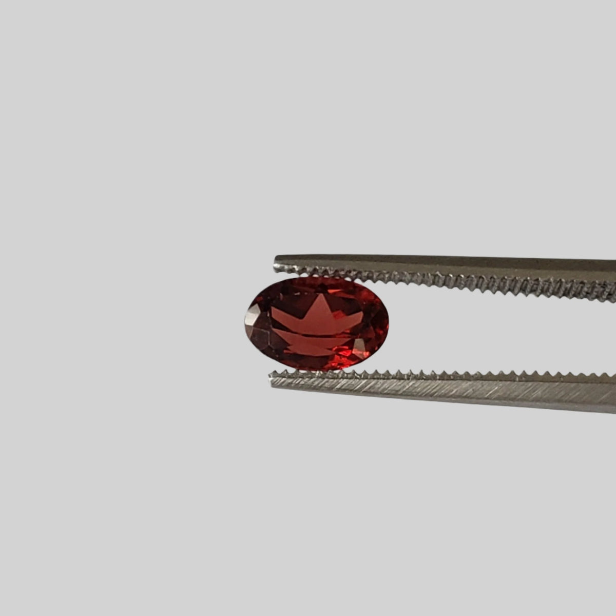  Mozambique Garnet | Oval Cut | Orange Red | 7x5mm 