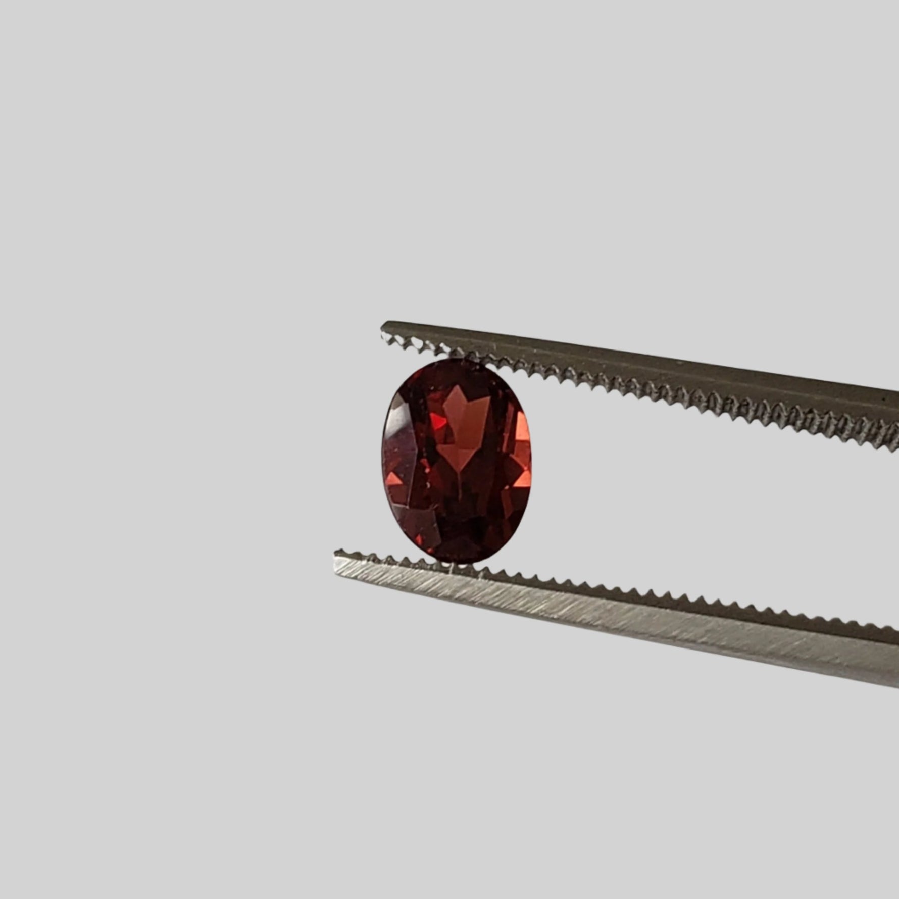  Mozambique Garnet | Oval Cut | Orange Red | 7x5mm 1