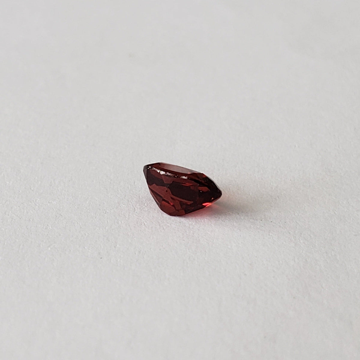  Mozambique Garnet | Oval Cut | Orange Red | 7x5mm 2
