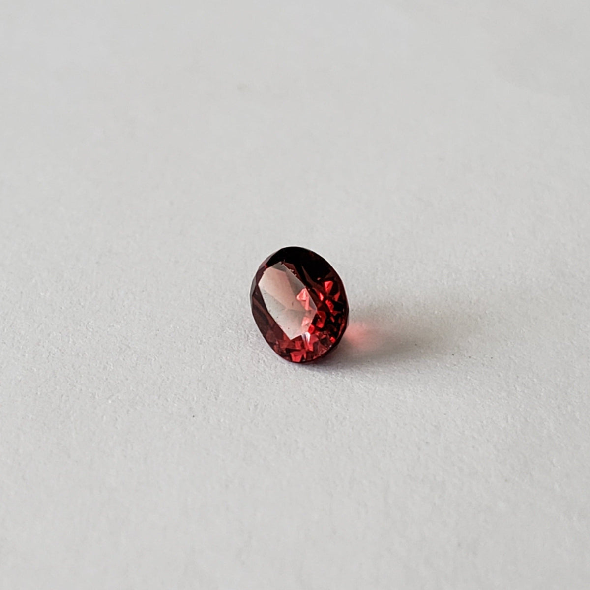  Mozambique Garnet | Oval Cut | Orange Red | 7x5mm 4