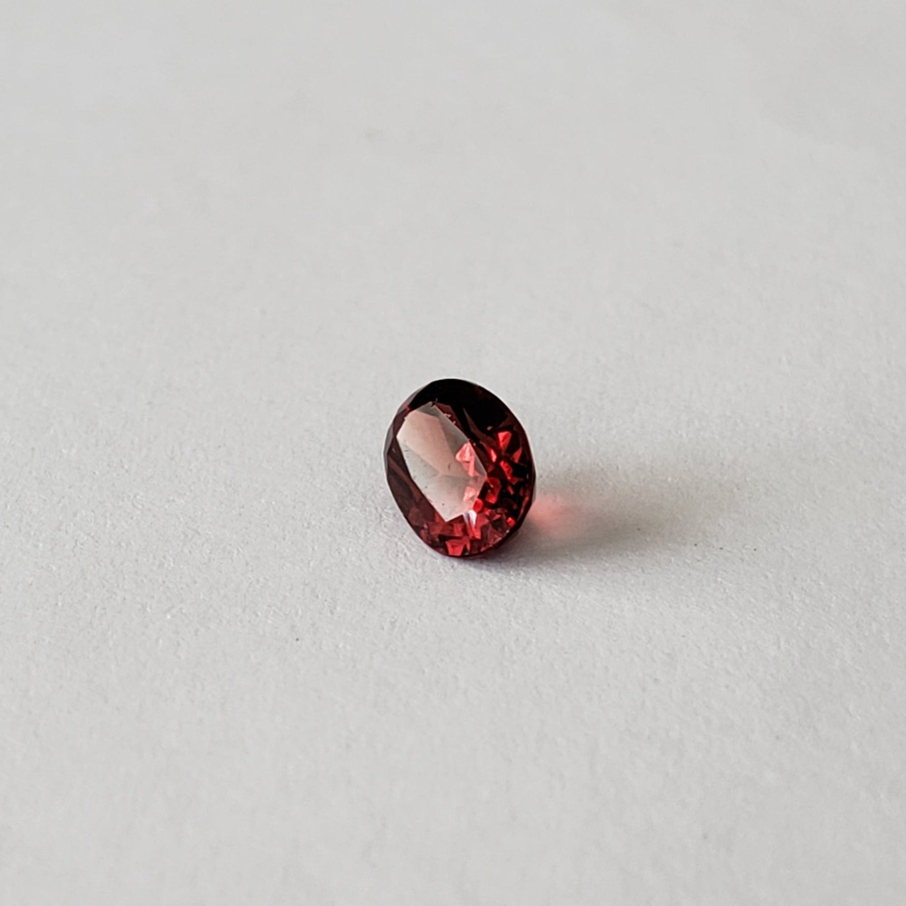 Mozambique Garnet | Oval Cut | Orange Red | 7x5mm 4