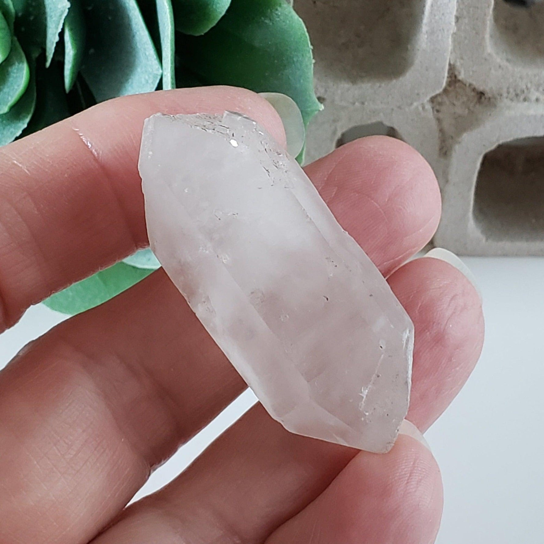  Natural Quartz Crystal | 19.6 Gr | Lyndhurst, Ontario Canada | SO24 