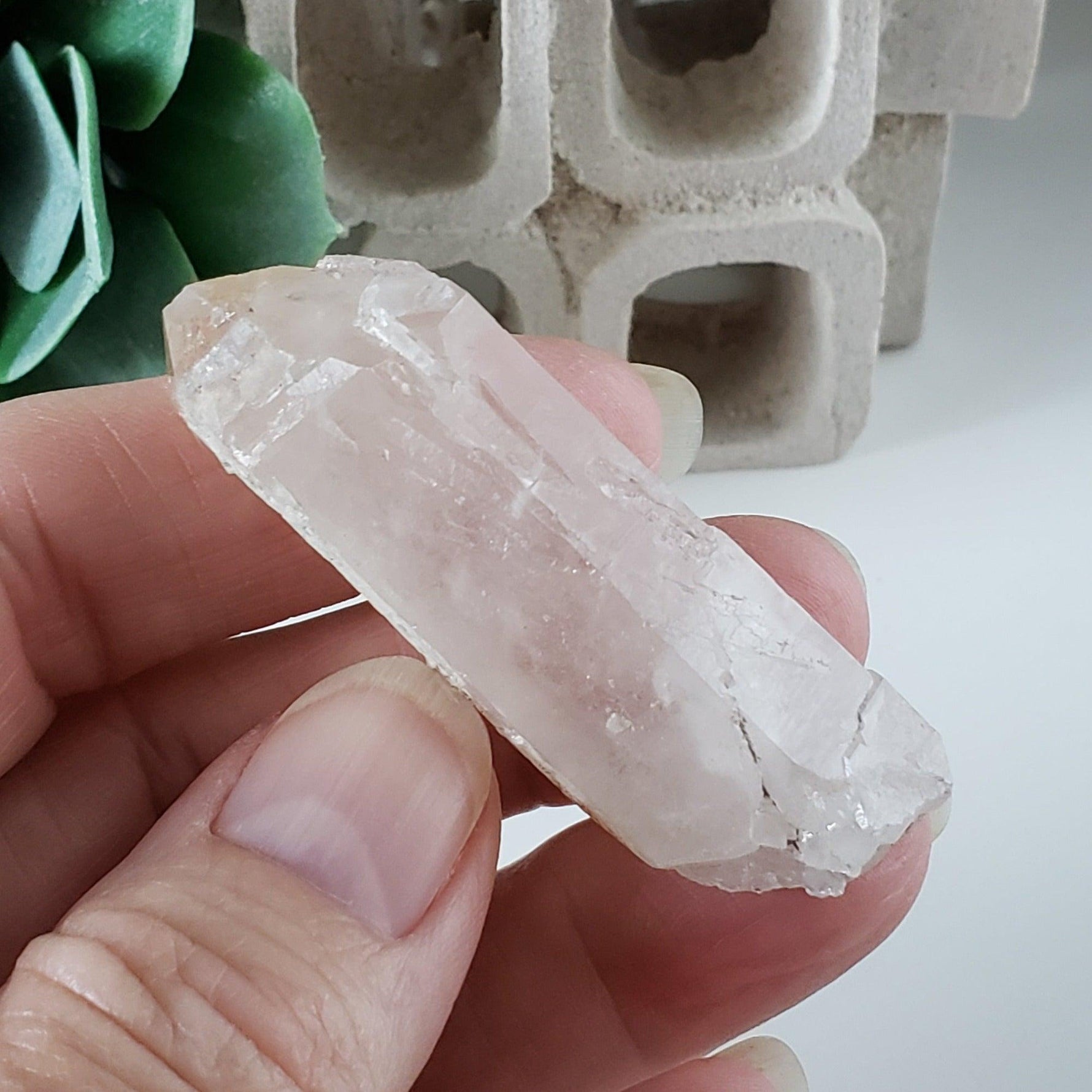  Natural Quartz Crystal | 23.8 Gr | Lyndhurst, Ontario Canada | SO24 