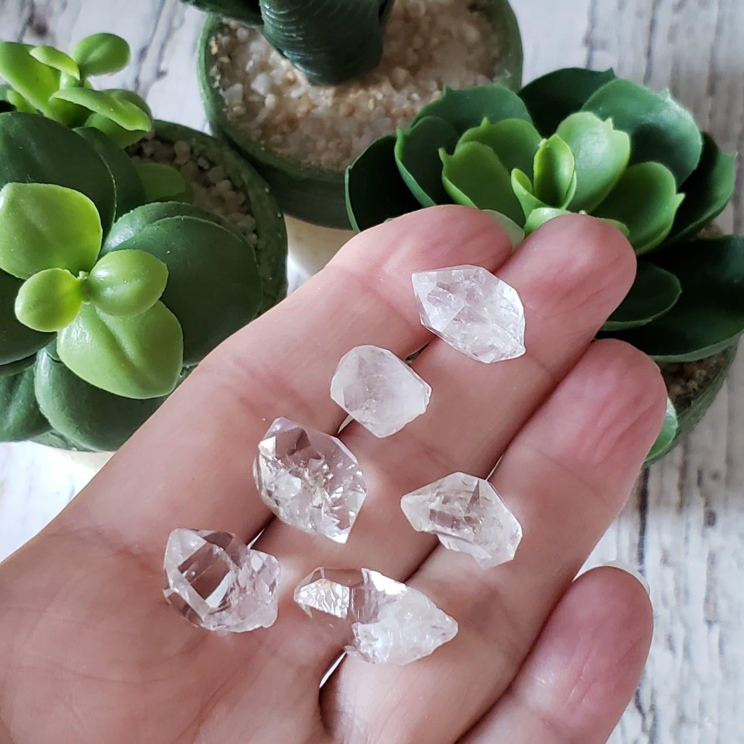 Natural Quartz Points Rock | 6 Piece Lot | Double Terminated Quartz | 14 - 20mm | China - Canagem.com