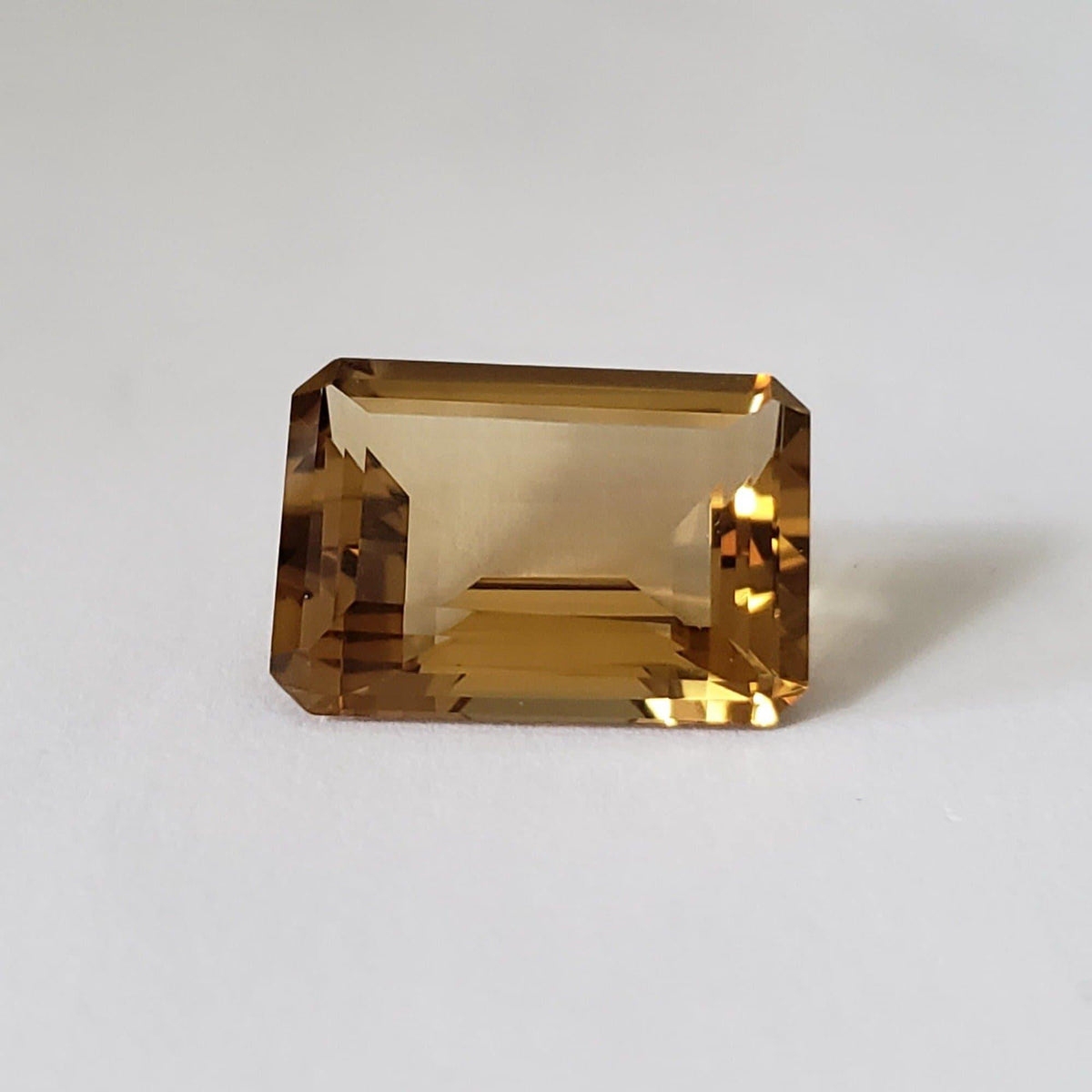  Olive Quartz | Octagon Cut | 18x13mm 13.1ct 