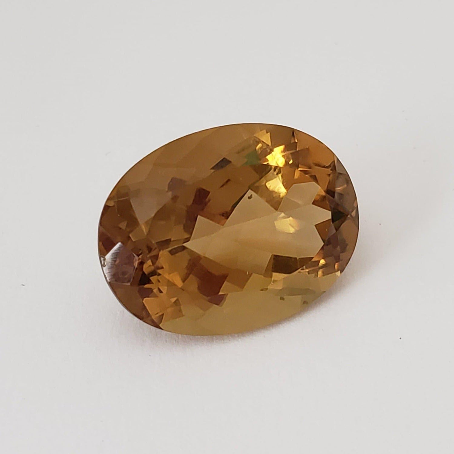  Olive Quartz | Oval Cut | Golden | 20x15mm 1