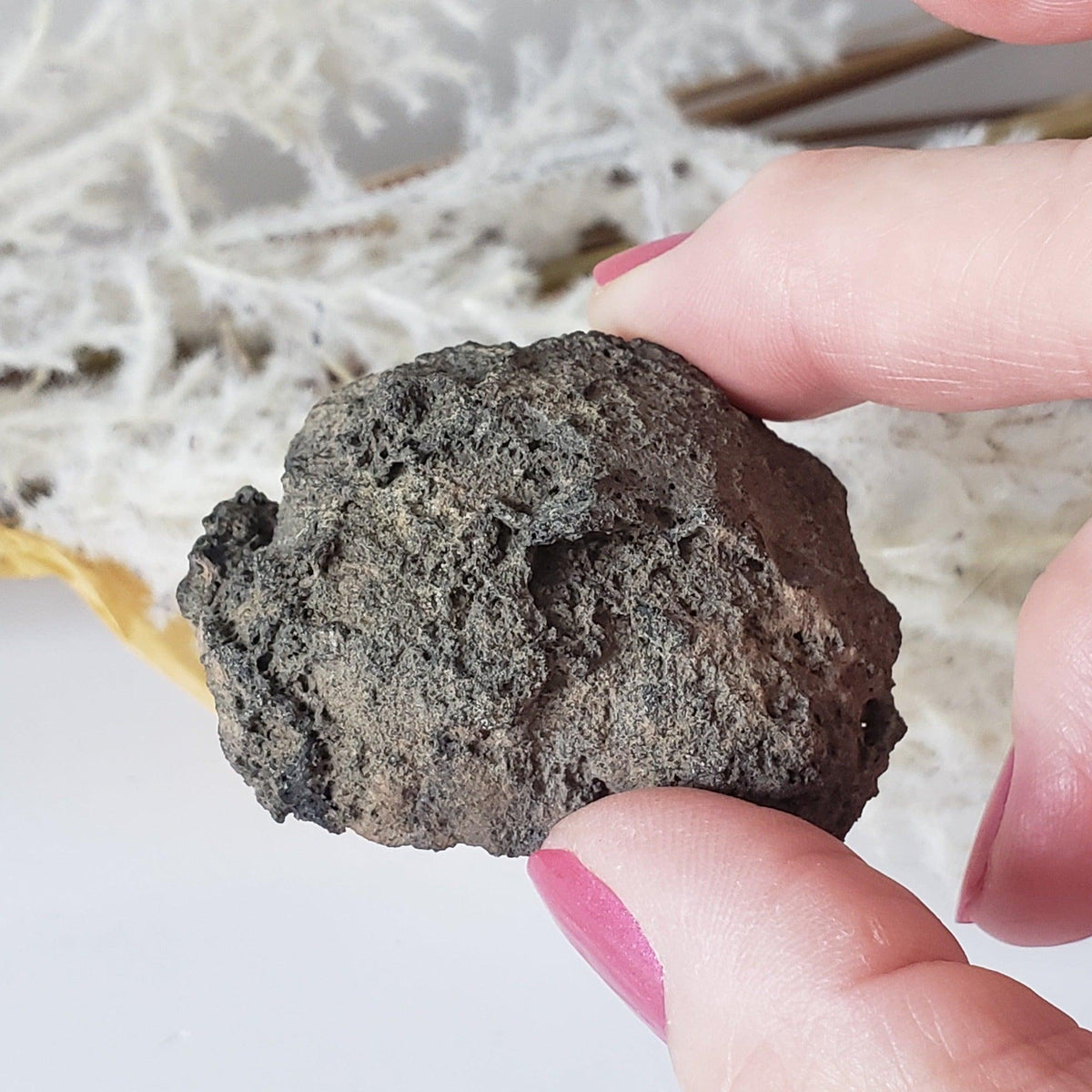  Olivine Volcanic Bomb | Lava Coated Crystal | 47.1 gr | Mortlake, Victoria, Australia SO24 2