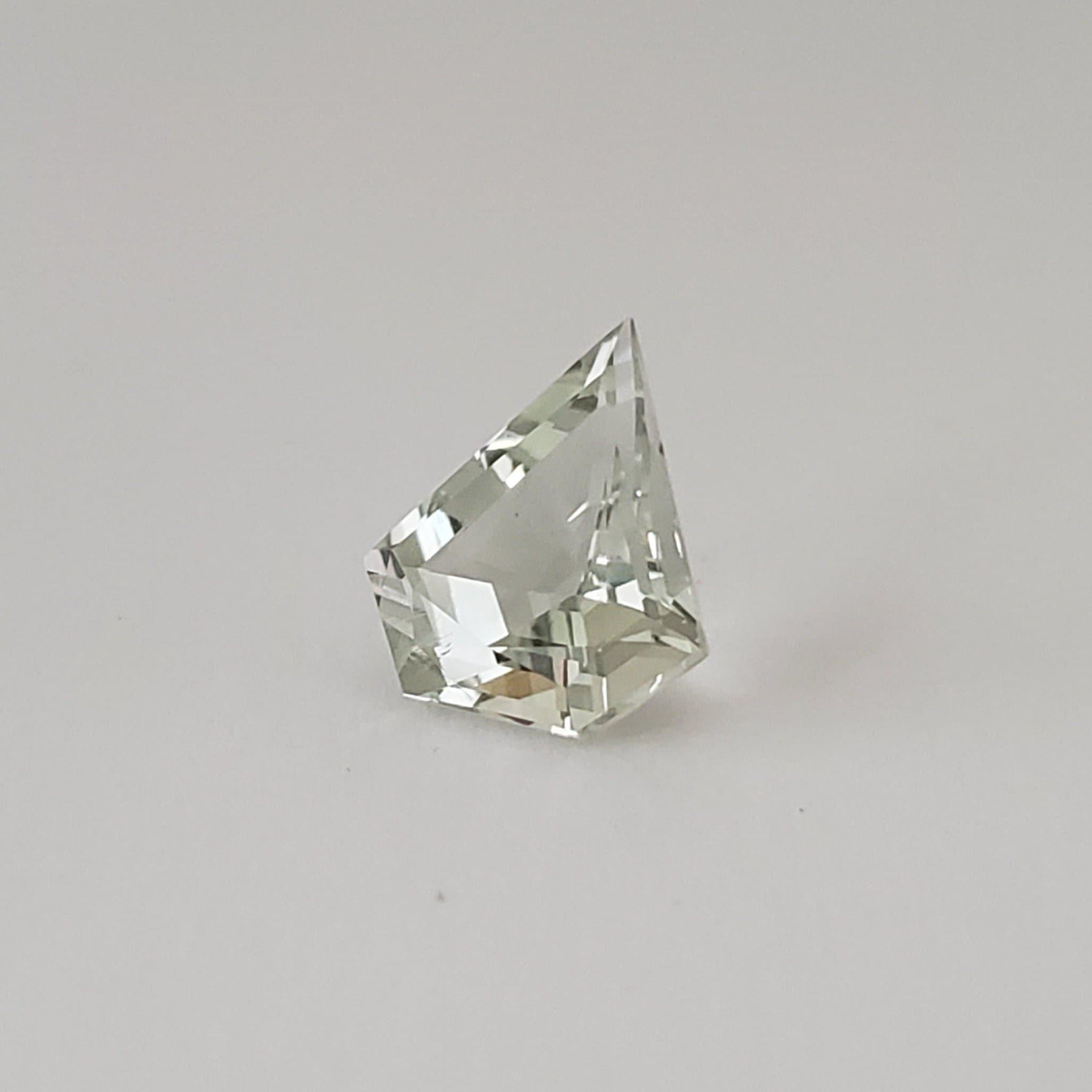  Prasiolite | Green Amethyst | Kite Shape Cut | Light Green | 13.7x12mm 4.7ct 