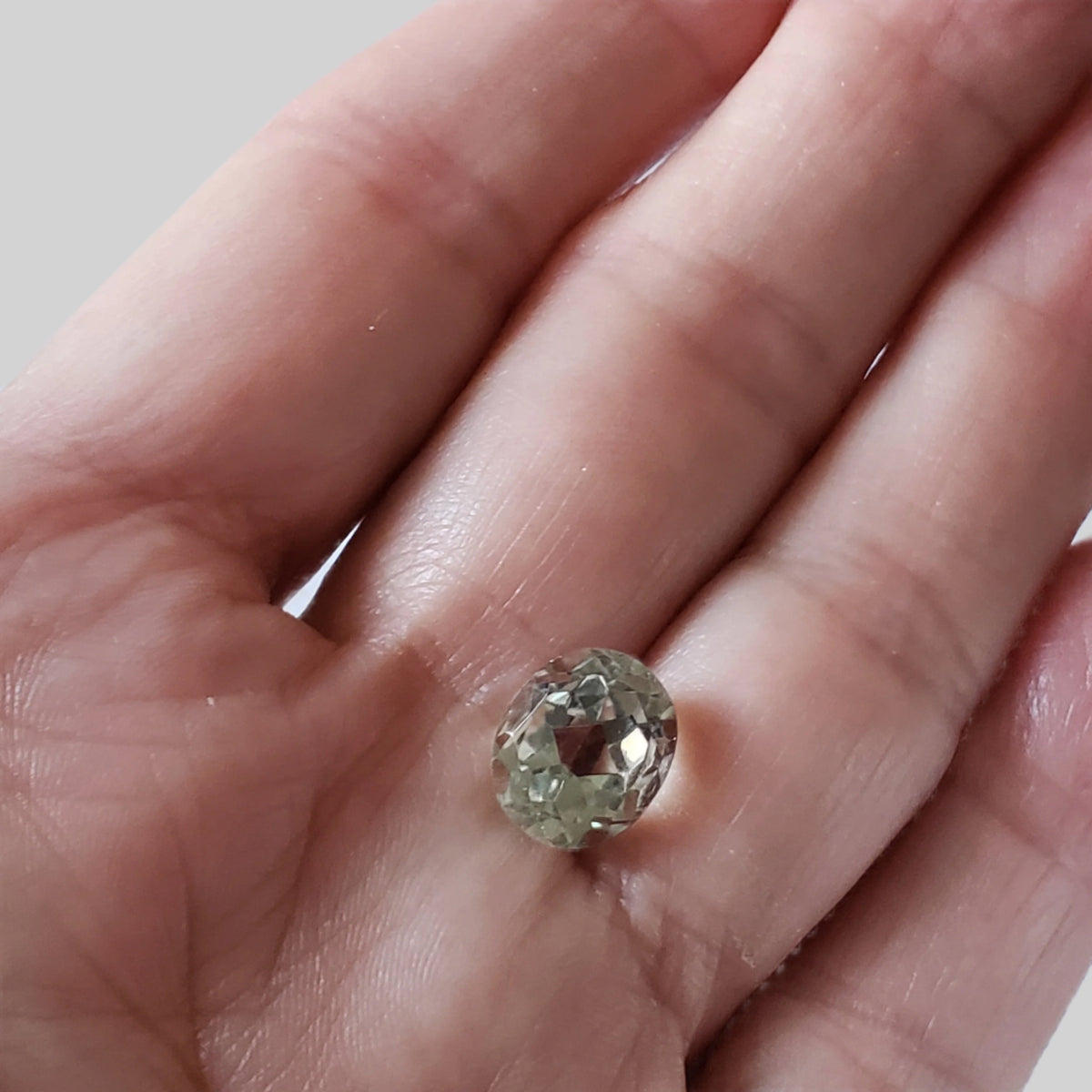  Prasiolite | Green Amethyst | Oval Cut | Light Green | 11.6x9.8mm 5.40ct | SO24 6