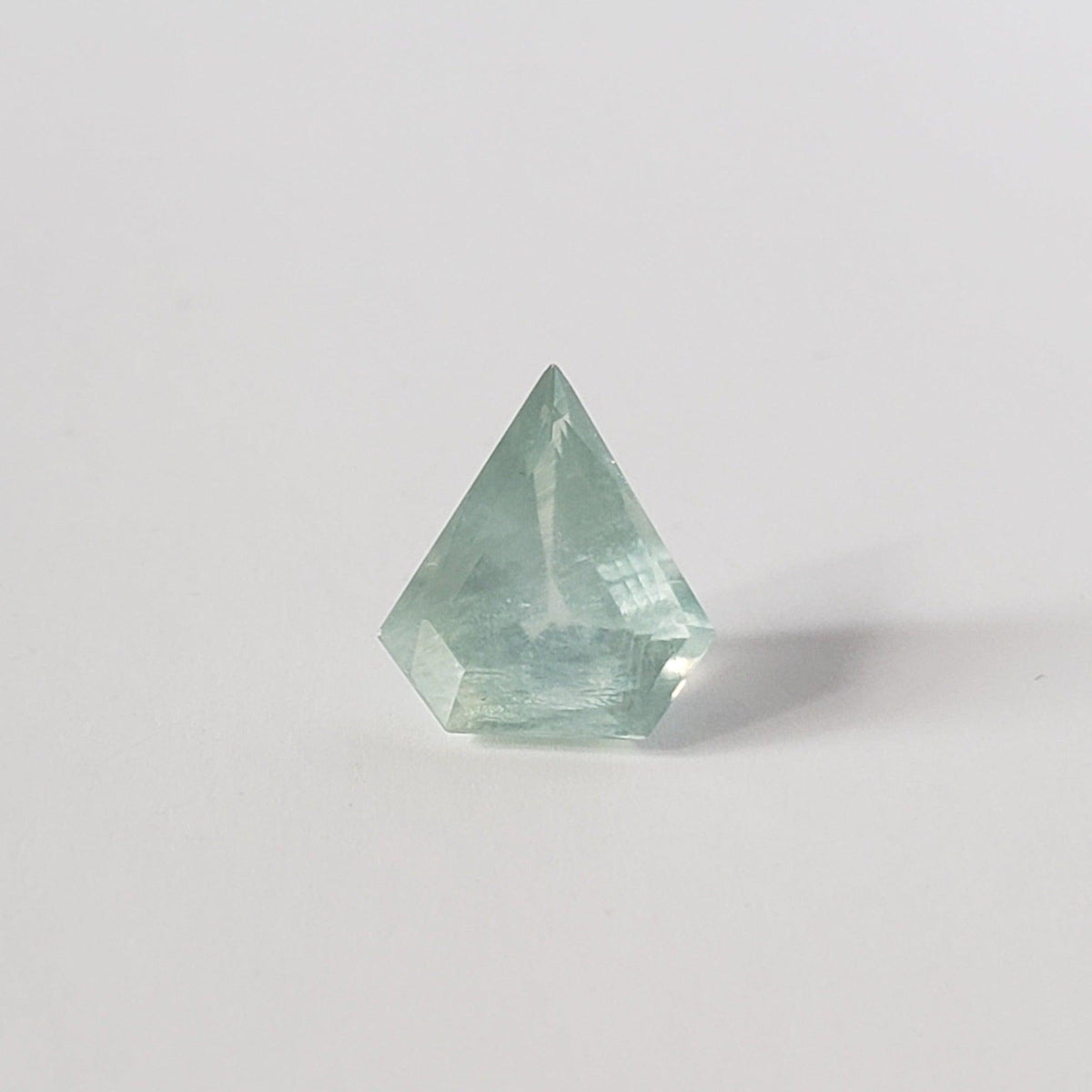  Prehnite | Kite Shape Cut | Green | 11.5x10mm 2.6ct 2