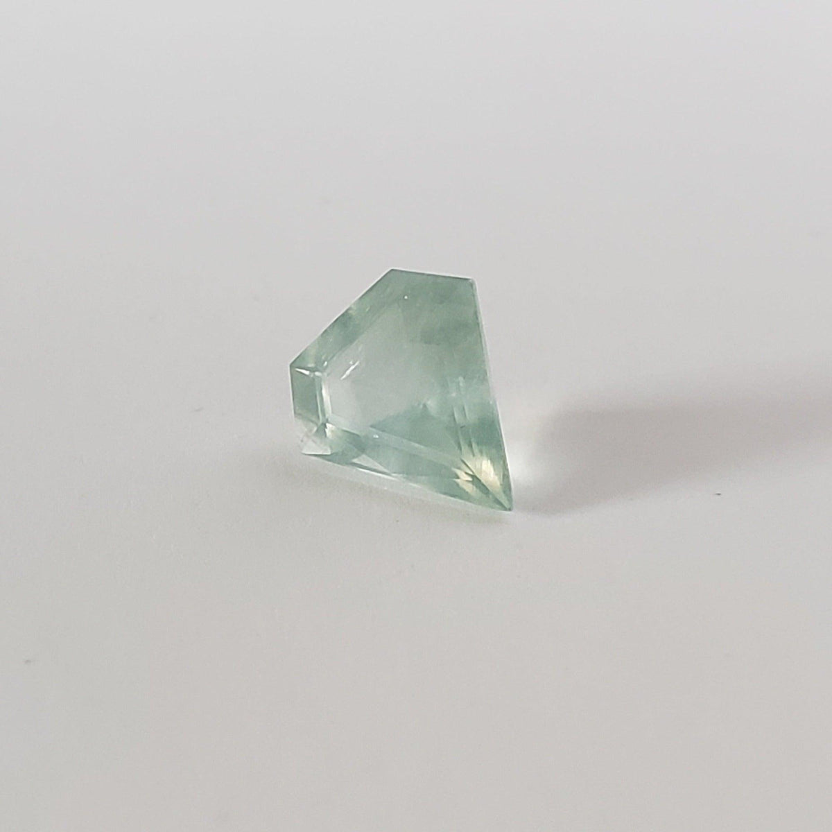  Prehnite | Kite Shape Cut | Green | 11.5x10mm 2.6ct 4