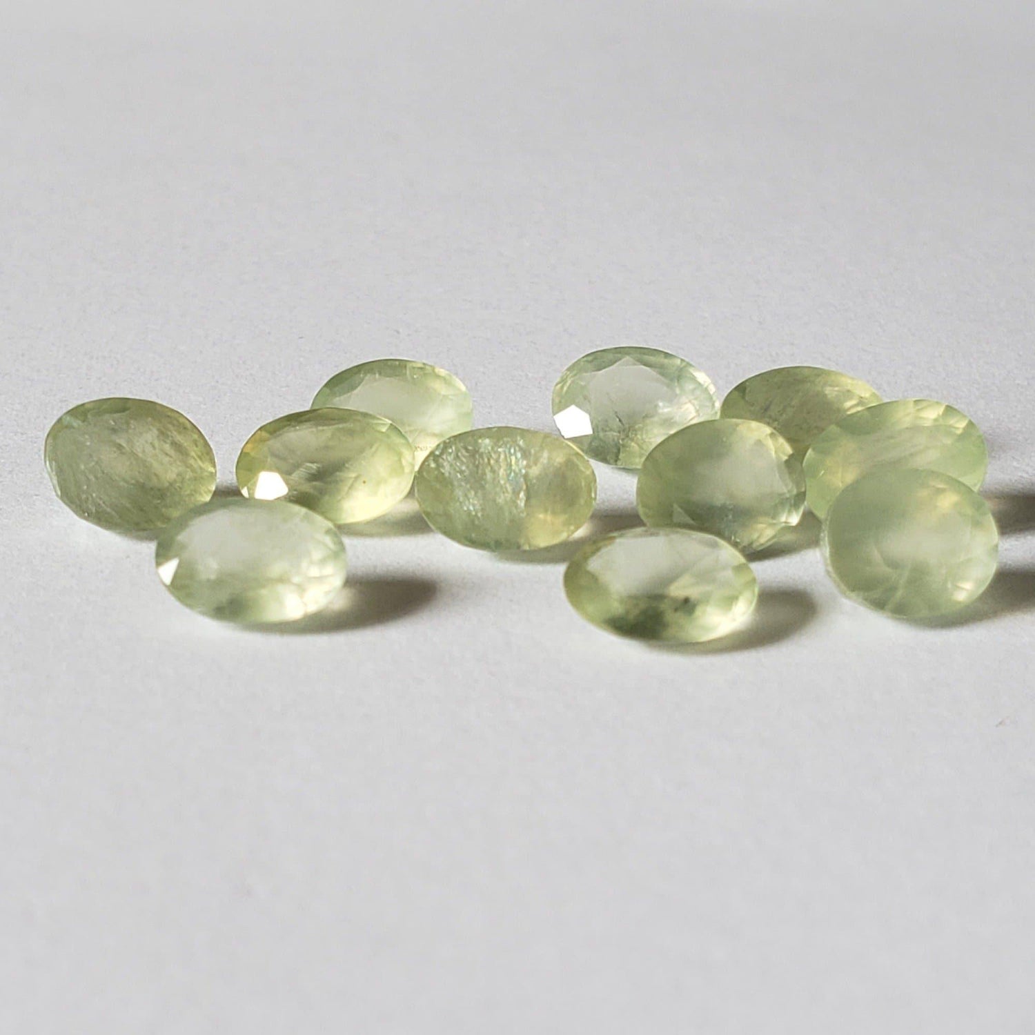  Prehnite | Oval Cut | Apple Green | 7.5x6mm 1