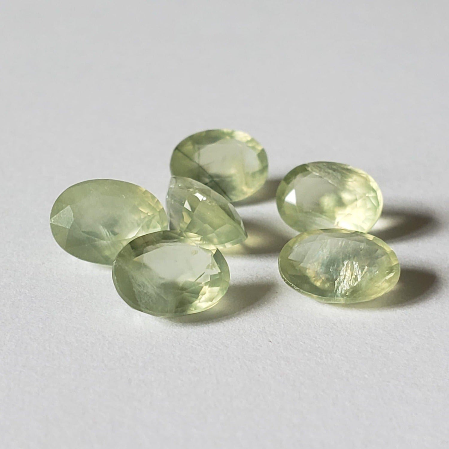  Prehnite | Oval Cut | Apple Green | 8x6mm 1