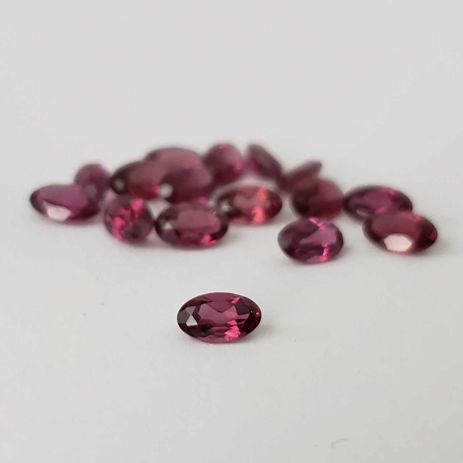  Rhodolite Garnet | Oval Cut | Purple Red | 5x3 mm 