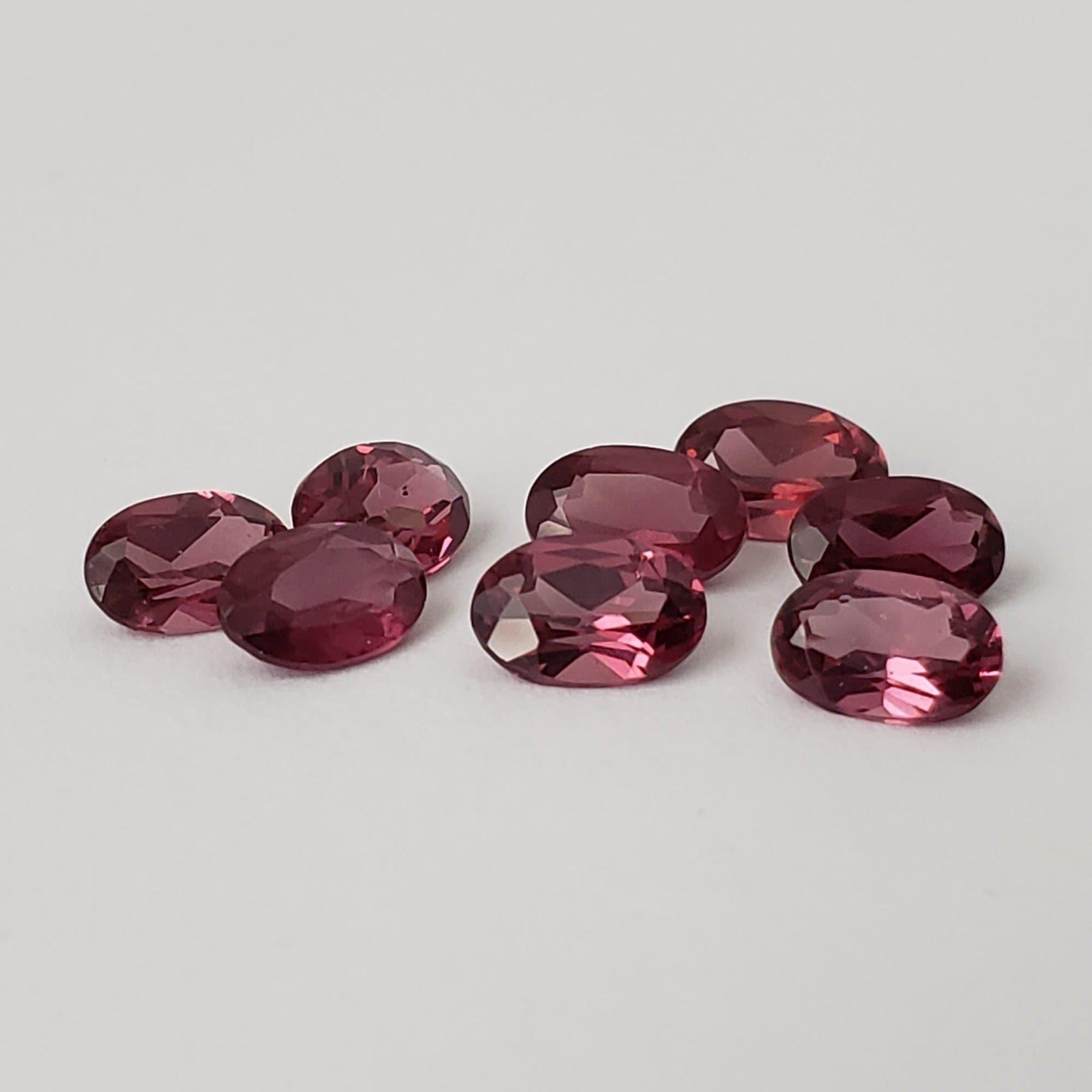  Rhodolite Garnet | Oval Cut | Purplish Red | 6x4mm | Tanzania 1