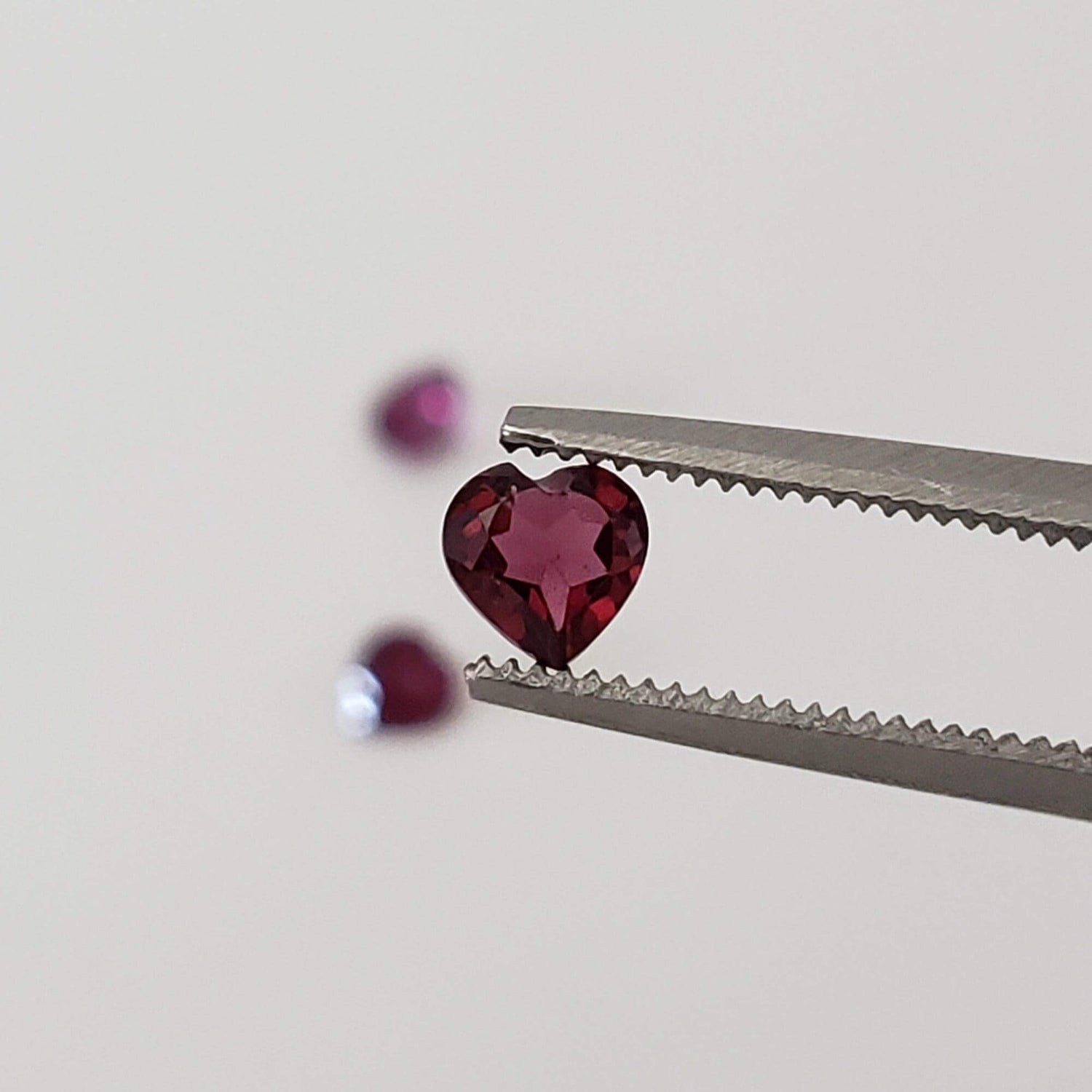  Rhodolite Garnet | Untreated Garnet | Heart Shape Cut | Reddish Purple | 4mm | SO24 