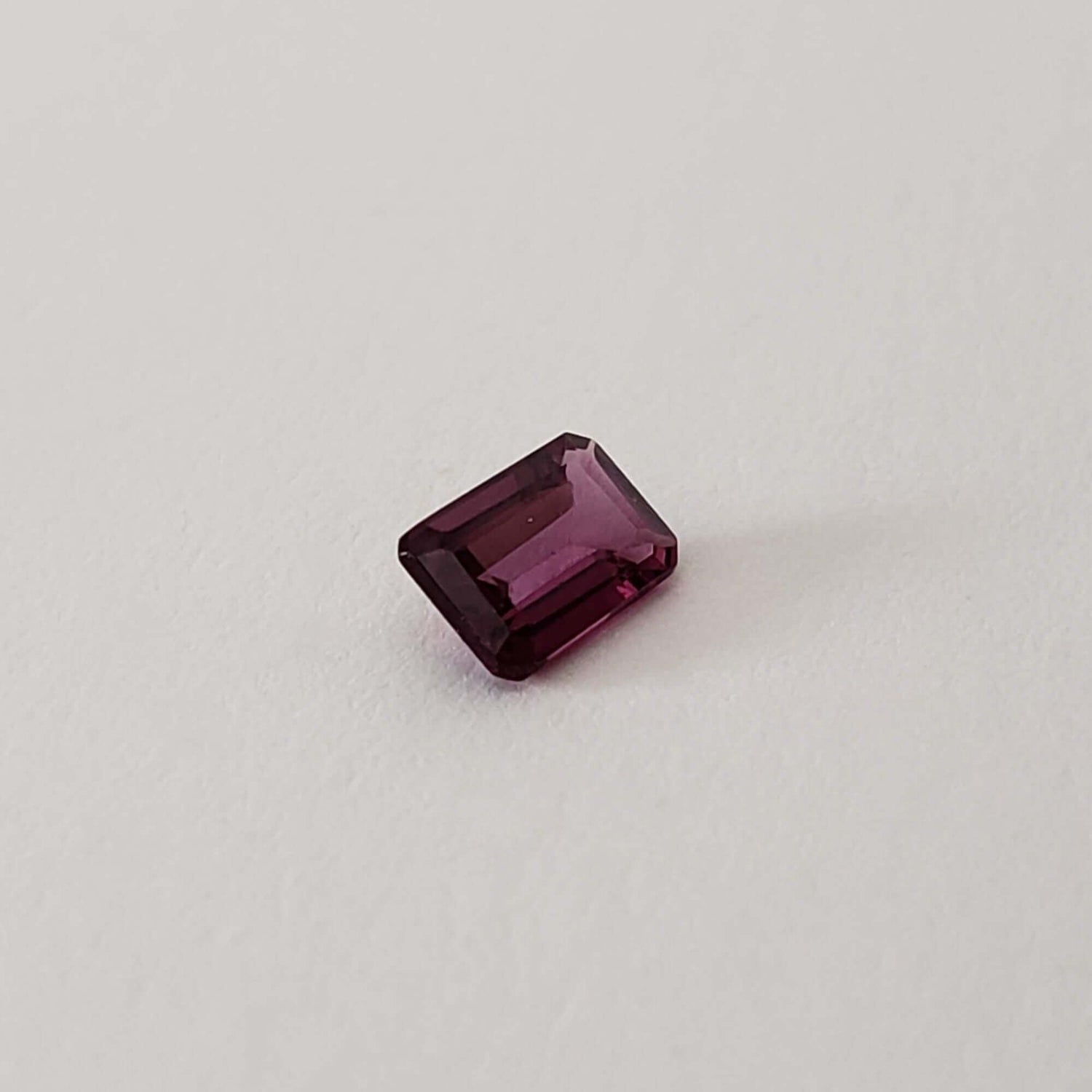  Rhodolite Garnet | Untreated Garnet | Octagon Cut | Reddish Purple | 5.9x3.8mm SO24 1