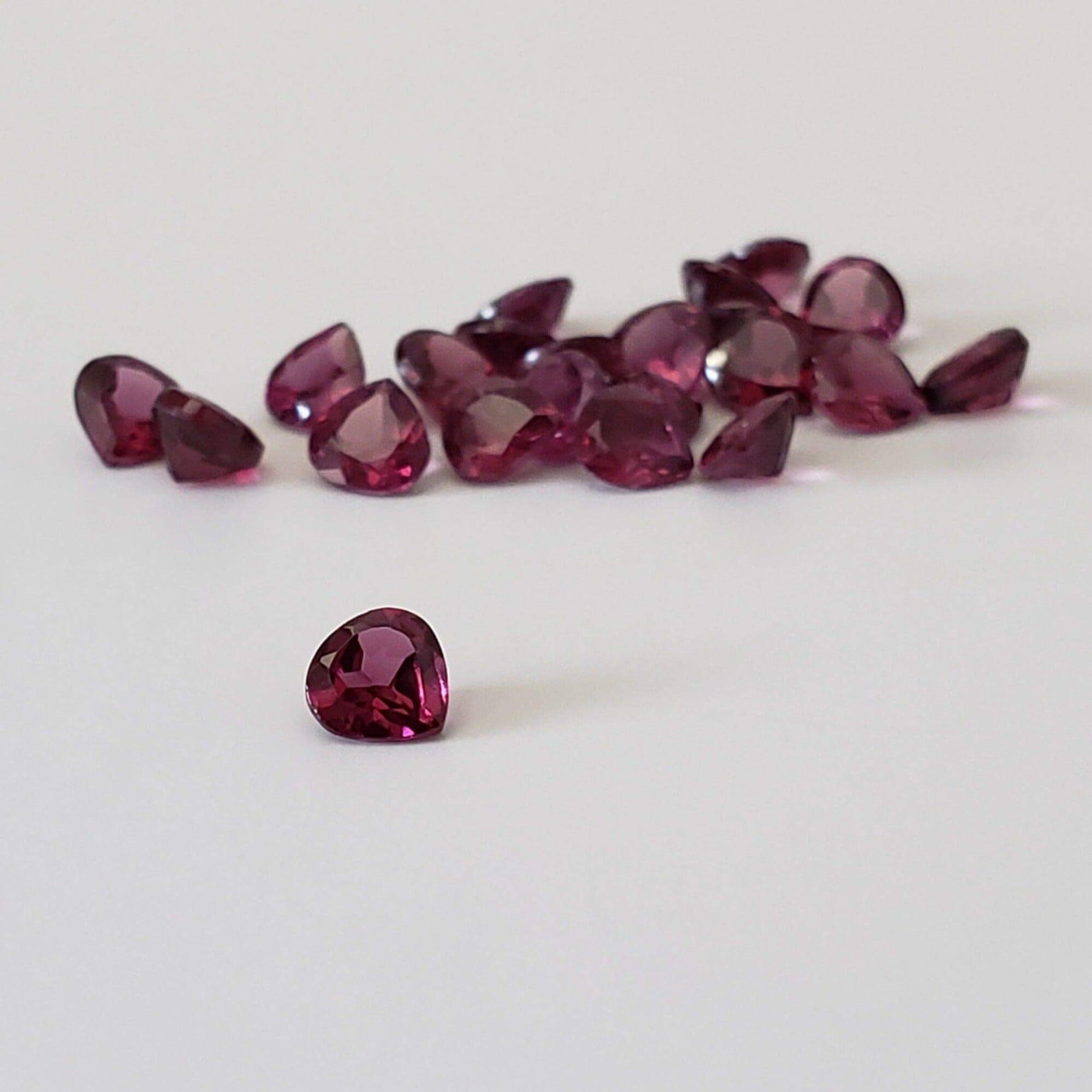  Rhodolite Garnet | Untreated Garnet | Pear Shape Cut | Reddish Purple | 4mm 
