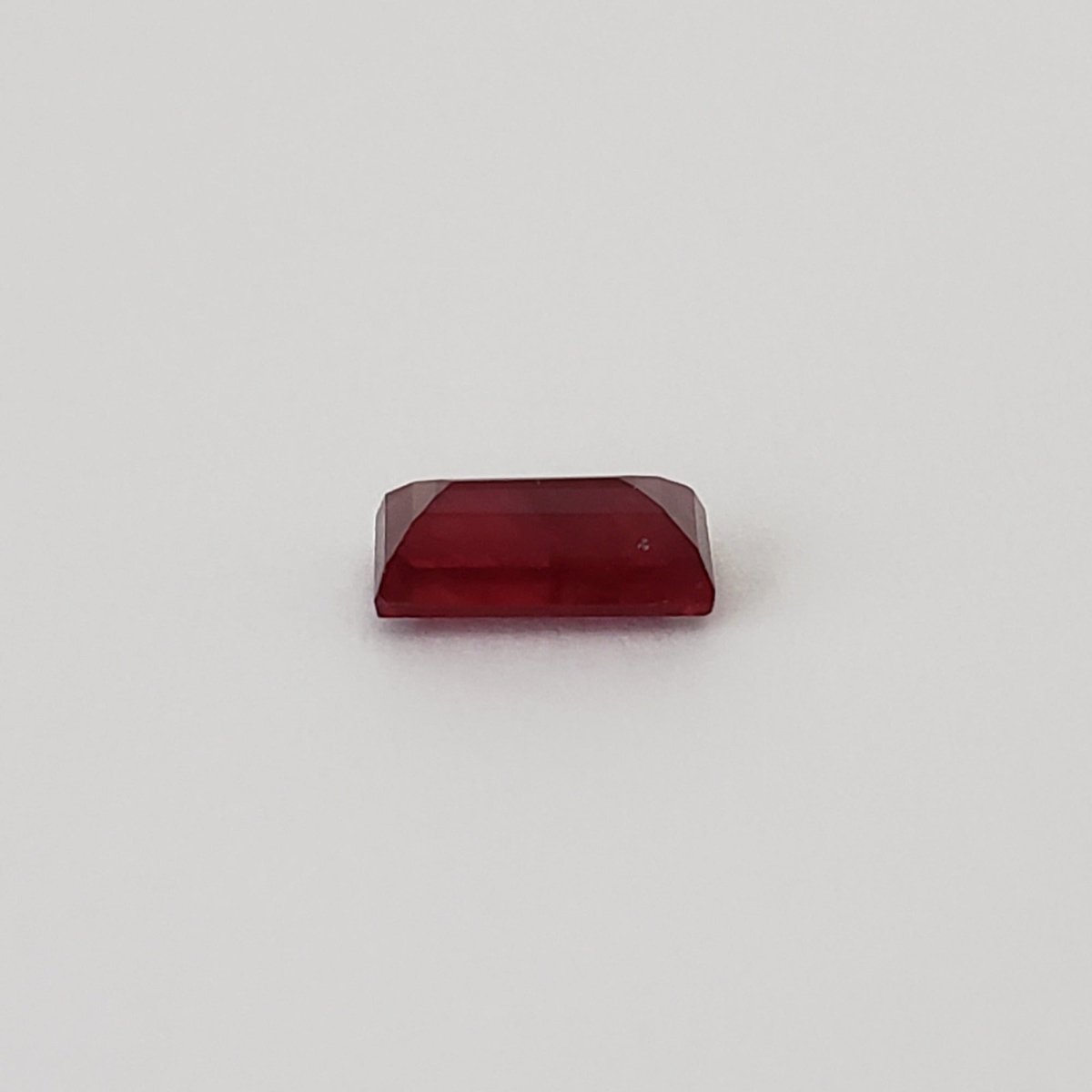  Ruby | Baguette Cut | Pigeon Blood Red | 7.6x4mm | Madagascar 6