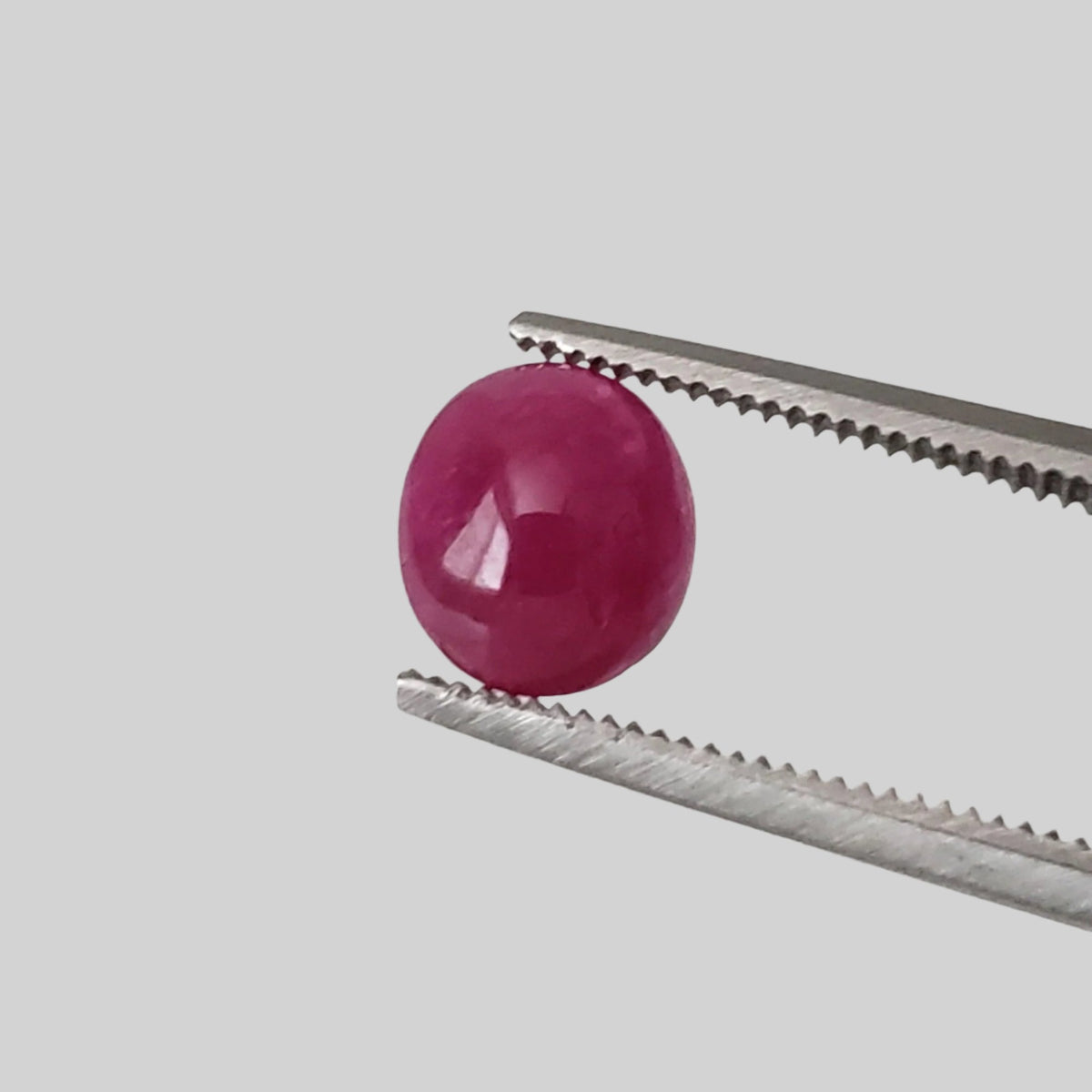 Ruby | Oval Cabochon | Pigeon Blood Red | 7x6mm 1.56ct | Myanmar 3