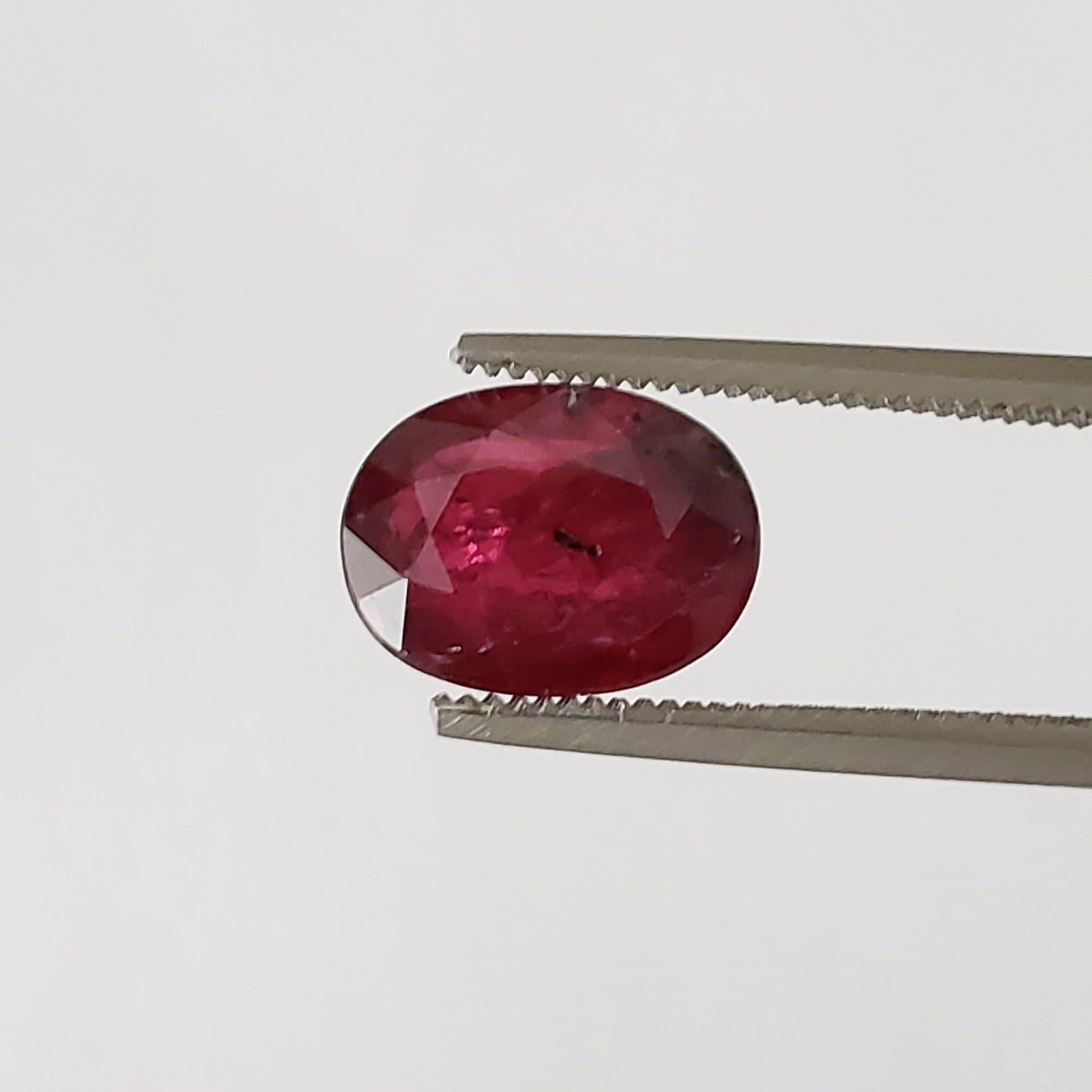  Ruby | Oval Cut | Pigeon Blood Red | 9x6.5mm 1.67ct | Madagascar | SO24 