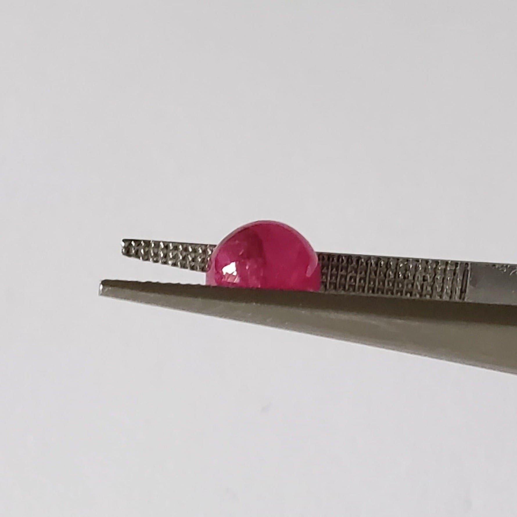  Ruby | Round Cabochon | Pigeon Blood | 6mm 1.96ct | SO24 3