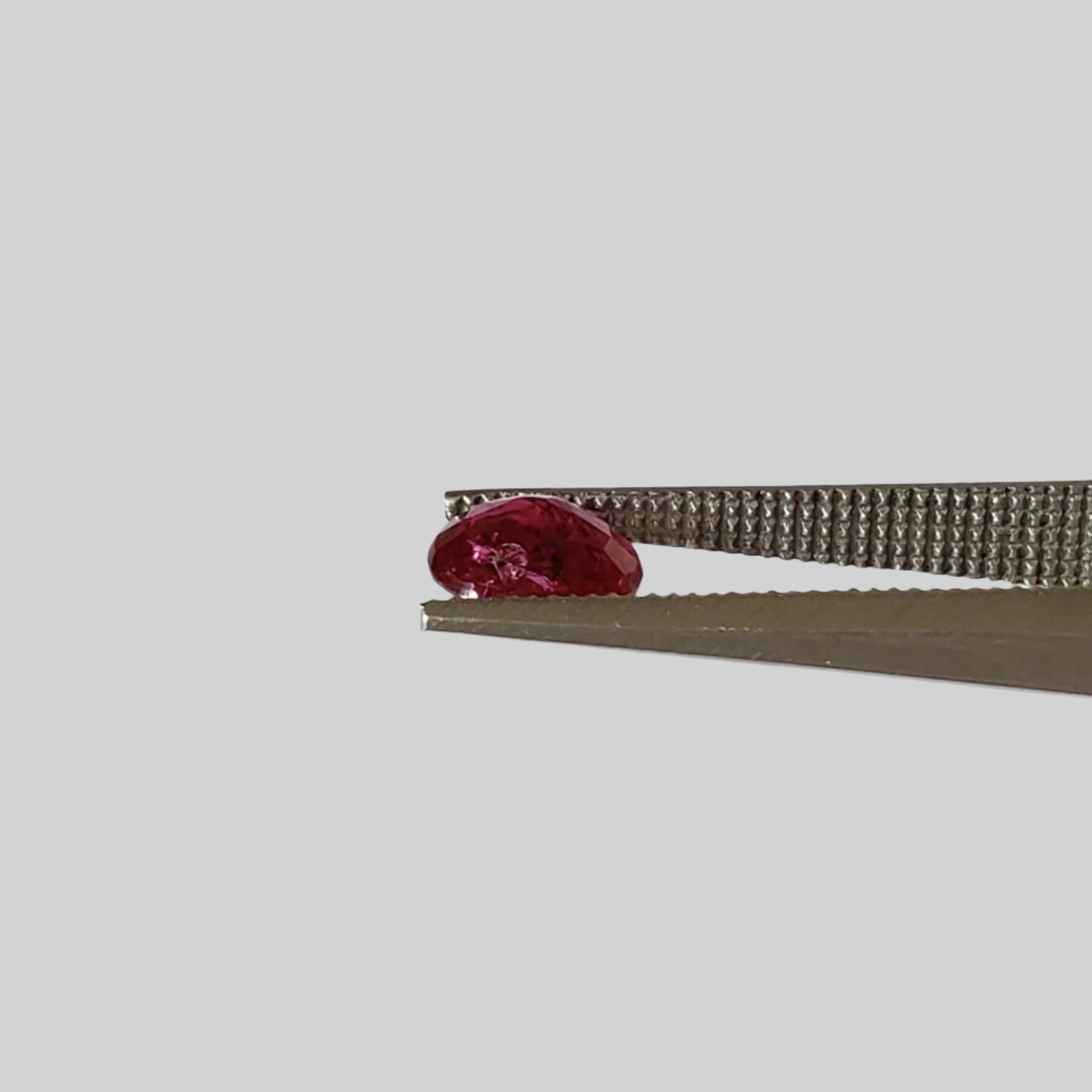  Ruby | Round Cut | Pigeon Blood Red | 6mm 0.86ct | Madagascar 2