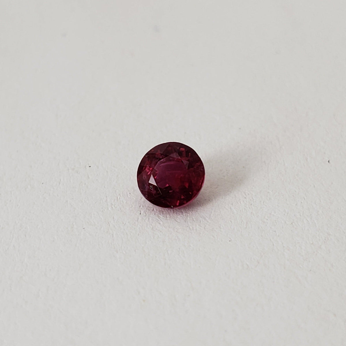  Ruby | Round Cut | Red | 4.5mm 0.45ct | Madagascar 7