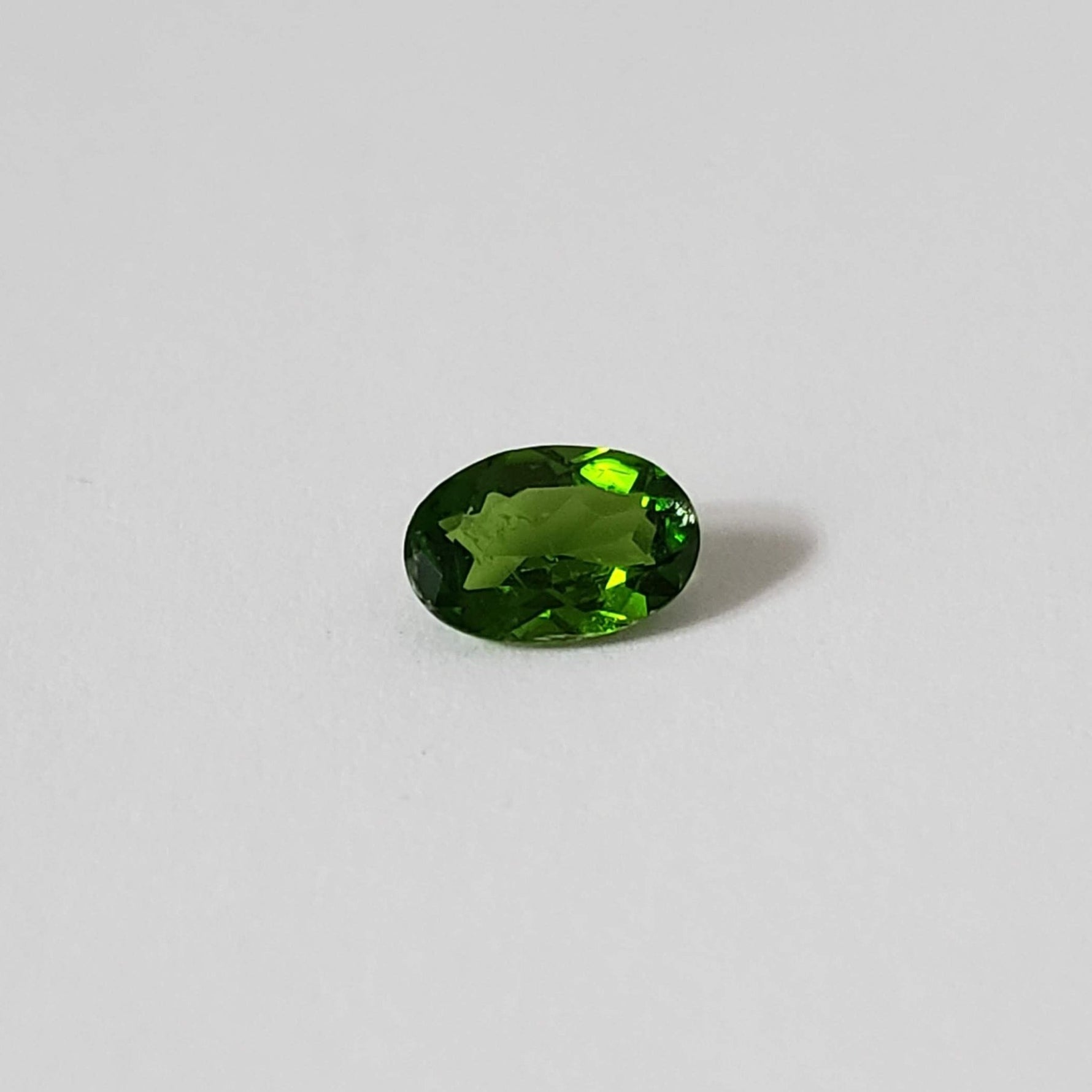  Russian Diopside | Oval Cut | Green | 6x4mm 3