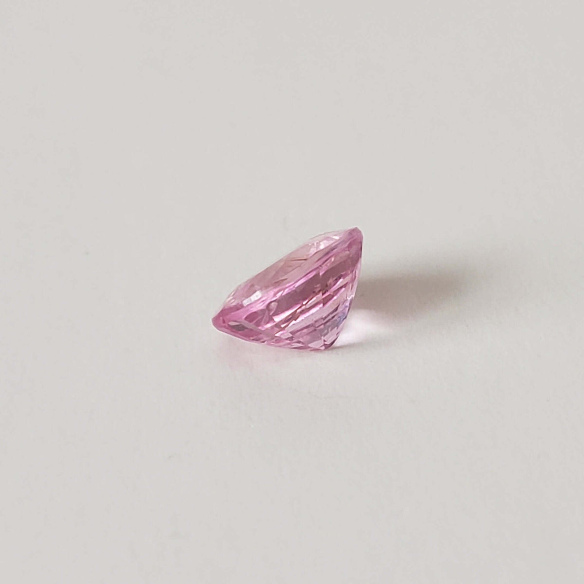  Rutile Sapphire | Oval Cut | Bright Pink | 7.5x6.5mm 1.75ct 3
