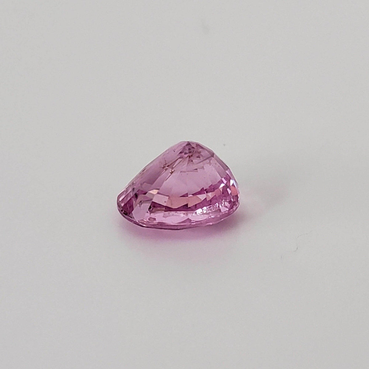  Rutile Sapphire | Oval Cut | Bright Pink | 8x6.5mm 1