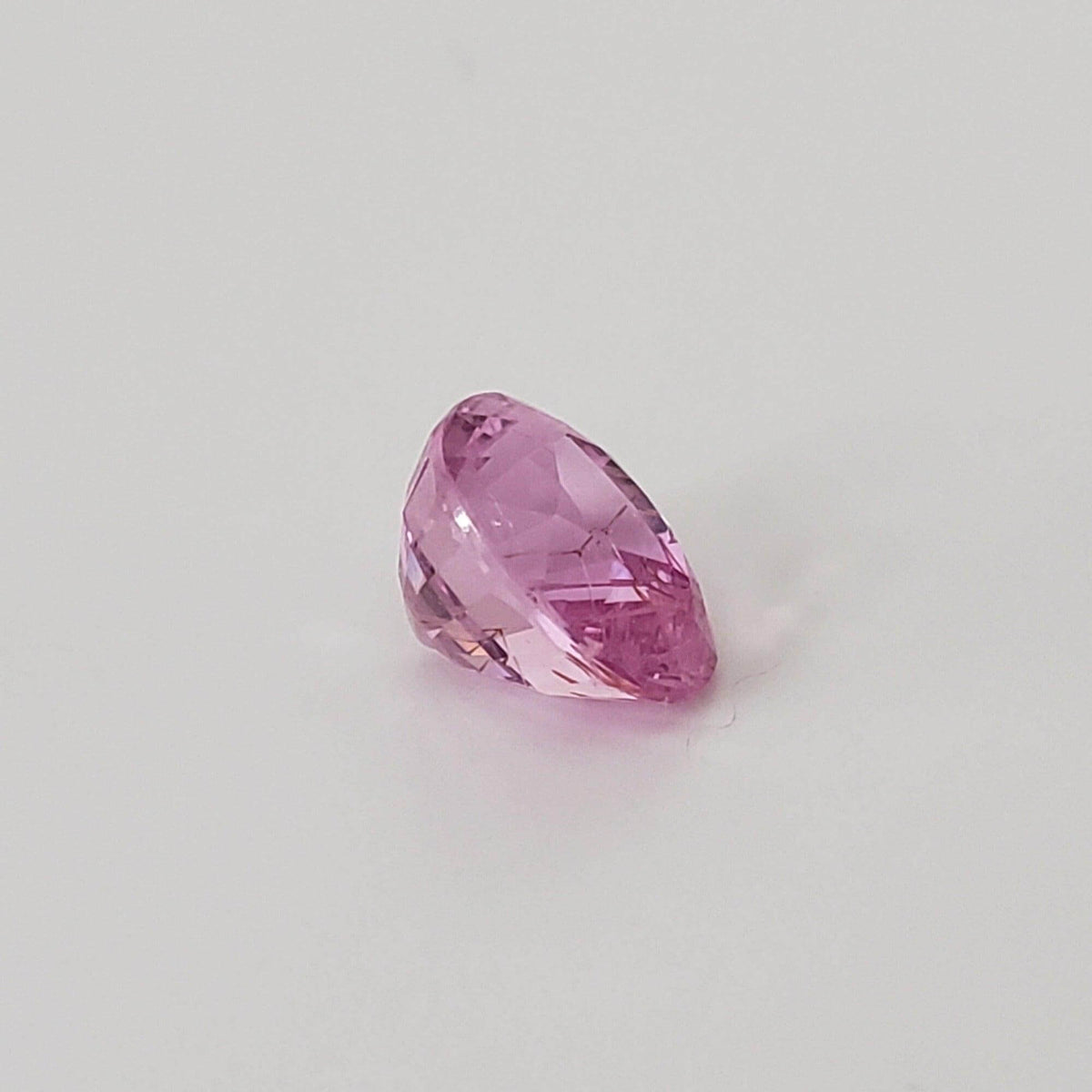  Rutile Sapphire | Oval Cut | Bright Pink | 8x6.5mm 2