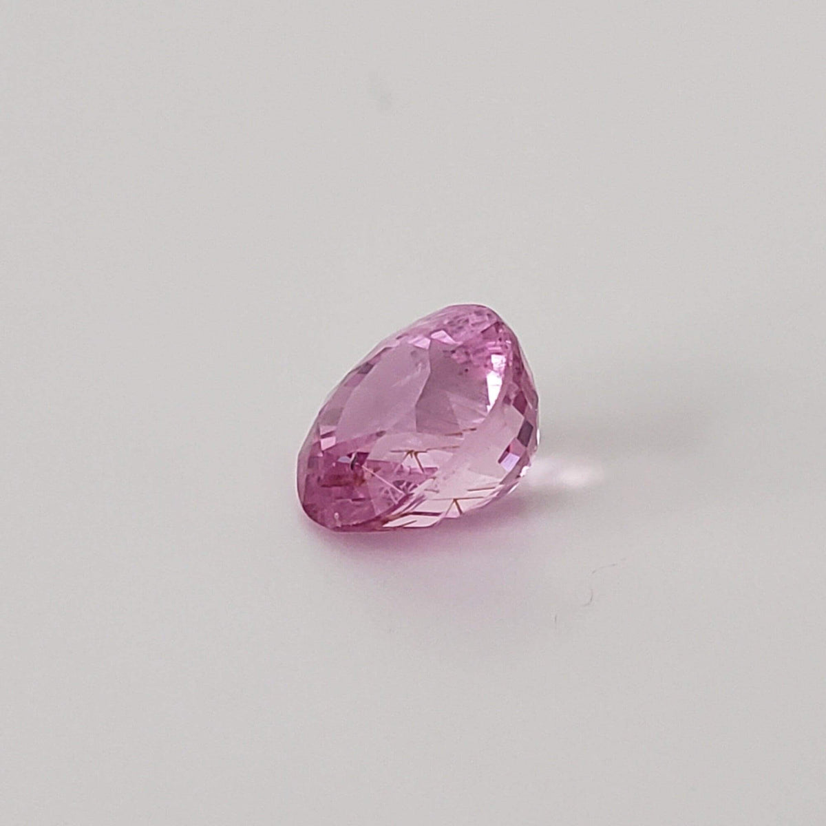  Rutile Sapphire | Oval Cut | Bright Pink | 8x6.5mm 9