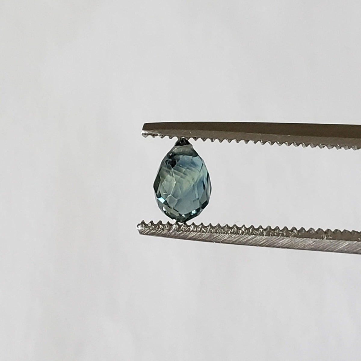  Sapphire | Briolette | Bi-Colour | 5.5x3.5mm | .54ct | SO24 