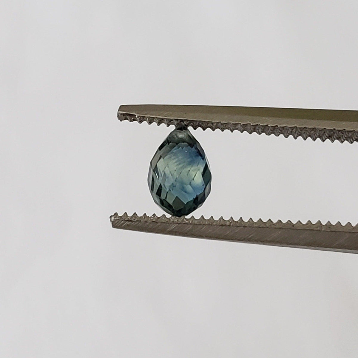  Sapphire | Briolette | Bi-Colour | 5.5x3.5mm | .54ct | SO24 2