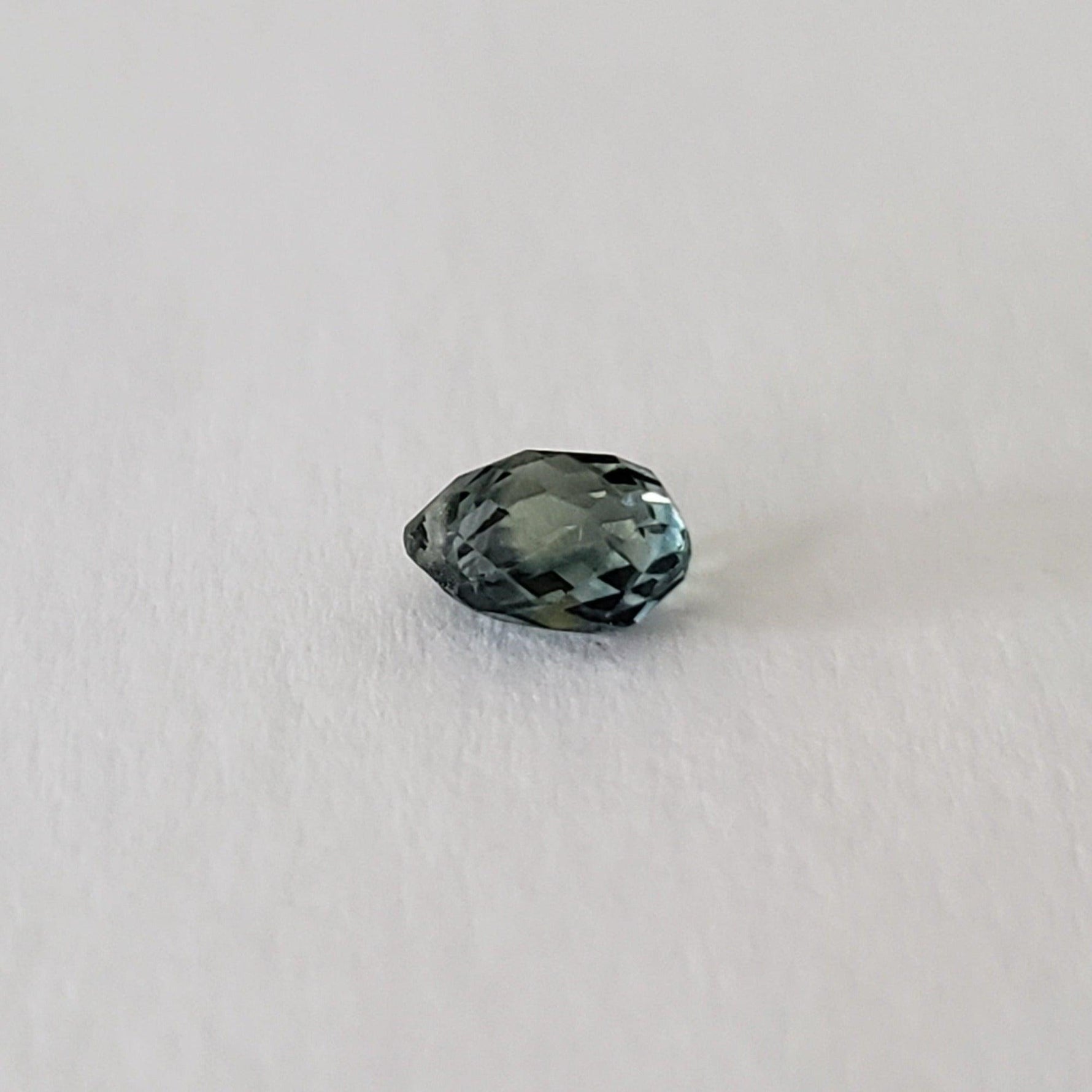  Sapphire | Briolette | Bi-Colour | 5.5x3.5mm | .54ct | SO24 7