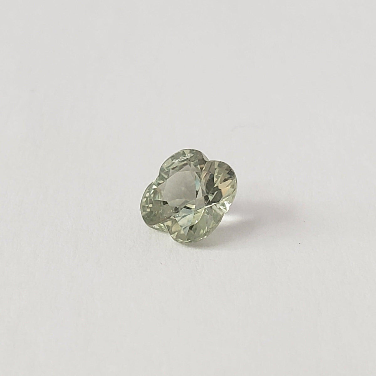  Sapphire | Flower Shape Diamond Cut | Green | 6.5mm 1.52ct | Africa 2