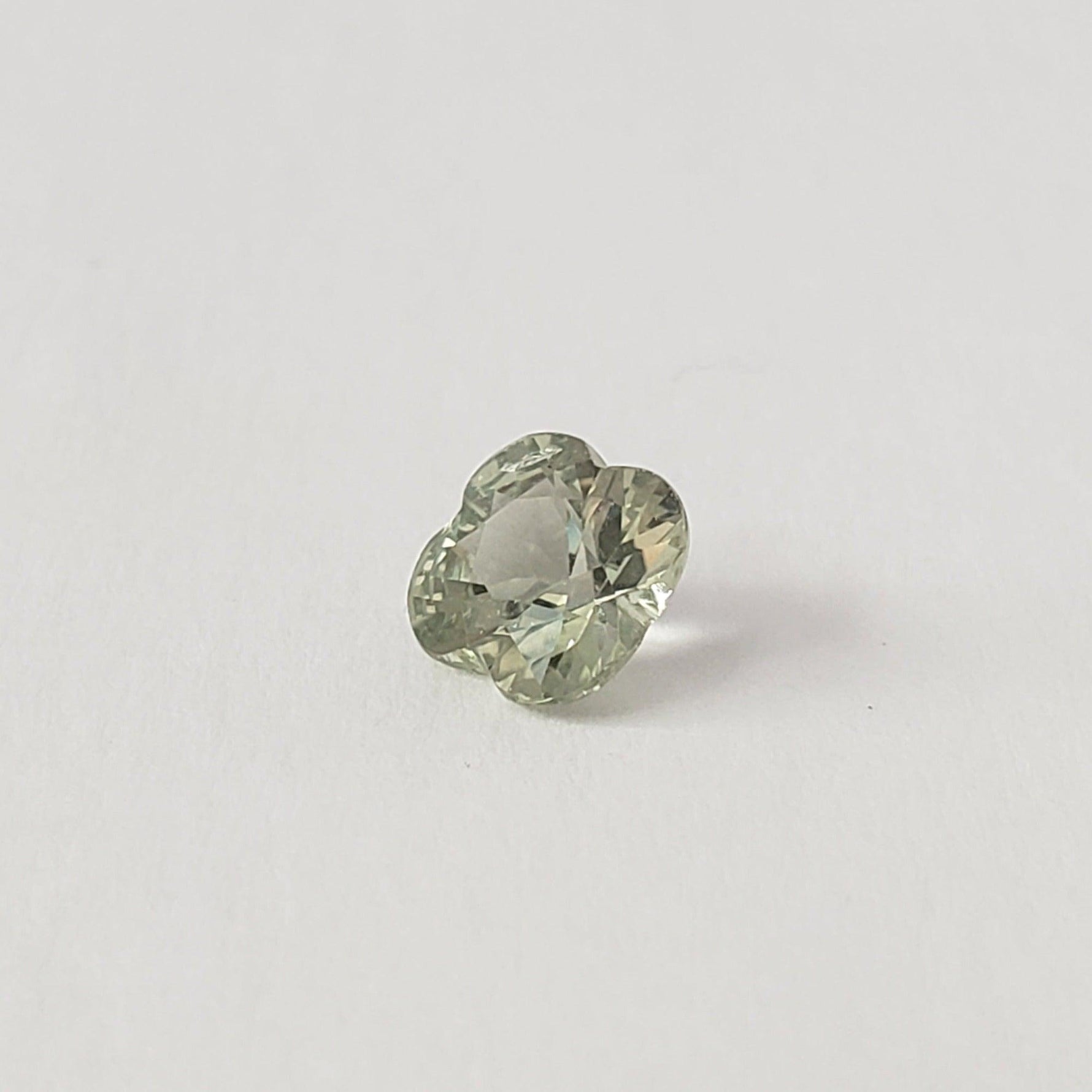  Sapphire | Flower Shape Diamond Cut | Green | 6.5mm 1.52ct | Africa 2
