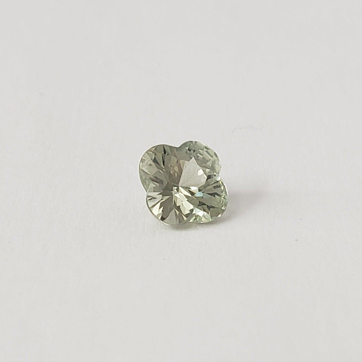  Sapphire | Flower Shape Diamond Cut | Green | 6.5mm 1.52ct | Africa 3